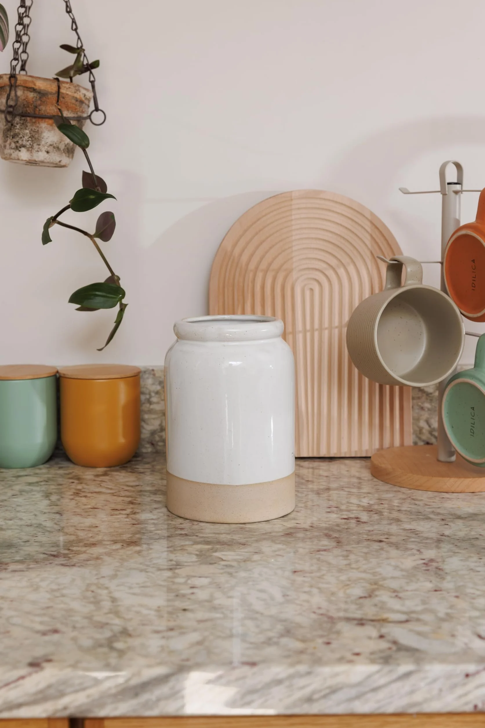KitchenCraft Idilica Stoneware Utensil Holder 18 cm kremowy organizer na przybory kuchenne