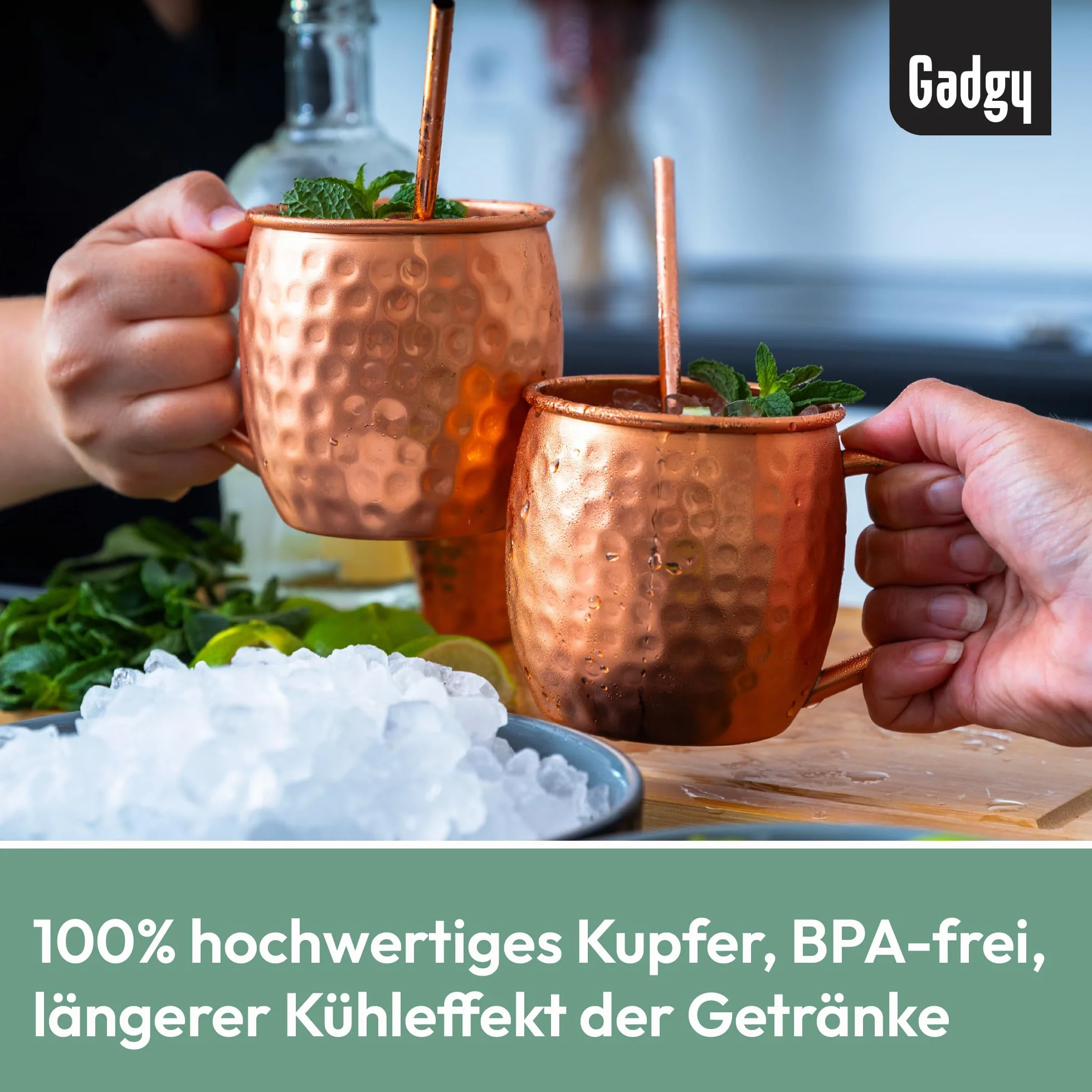 Gadgy Zestaw Szklanek Moscow Mule 4 Kubki Miedź Ręcznie Wykonane Słomki Miarka