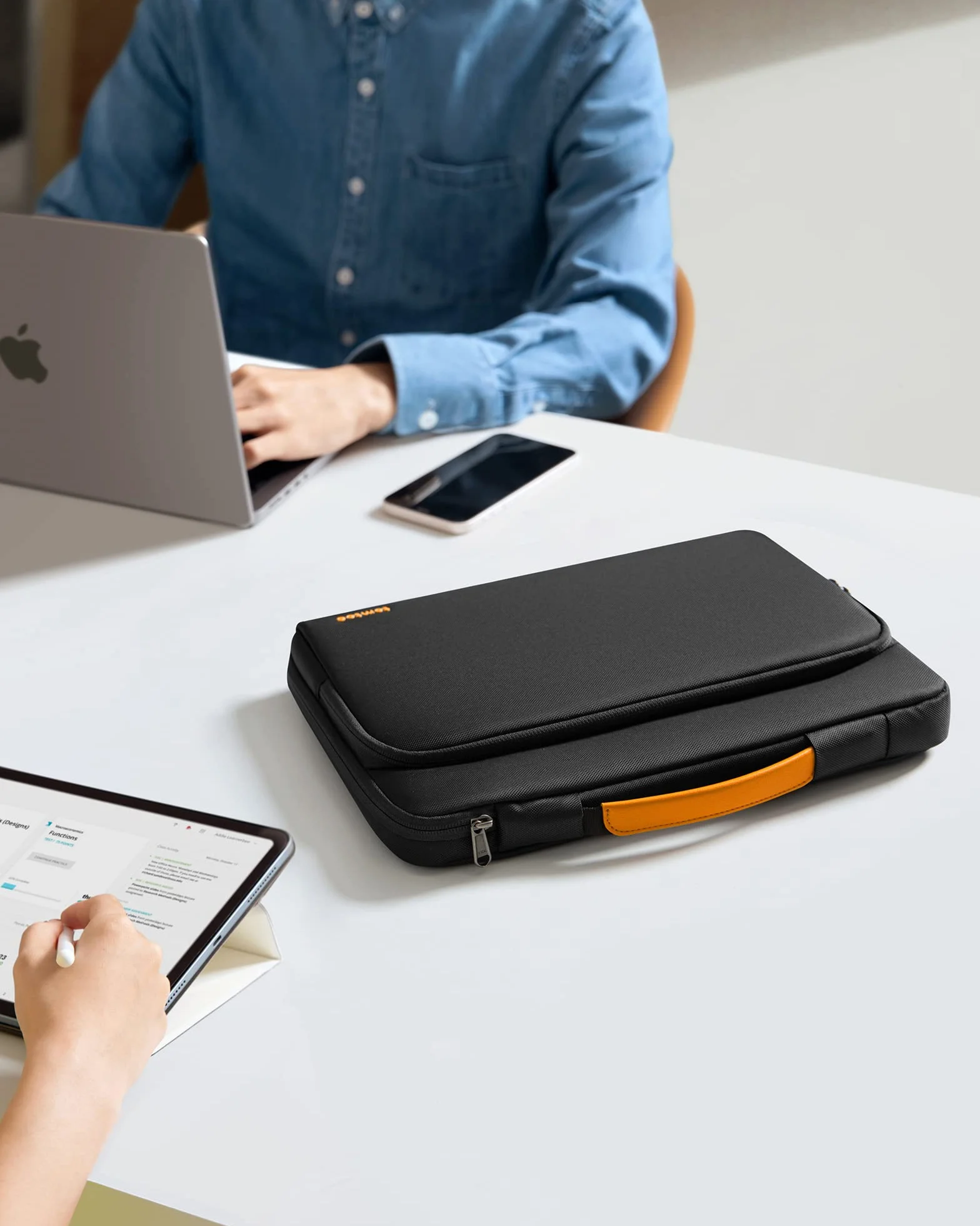 tomtoc Etui pokrowiec 360° na 13-calowego MacBook Air 2024-2018 M3/A3113 M2/A2681 M1/A2337, 13-calowego MacBook Pro M2/A2686 M1/A2338 2022-2016, wodoodporna torba laptopa pokrowiec na laptopa aktówka