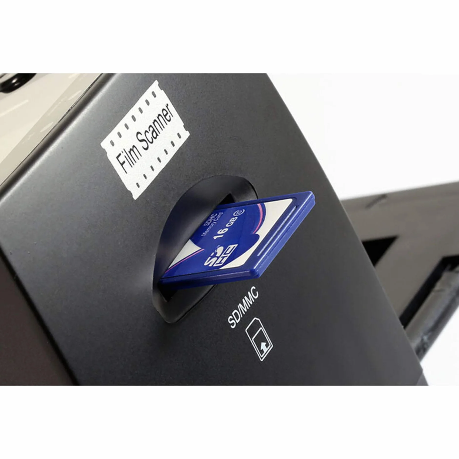 Technaxx 4166 DigiScan DS-02 skaner do negatywnych filmów i folii slajdów (gniazdo na kartę SD, wyświetlacz TFT 6.1 cm, USB 2.0)