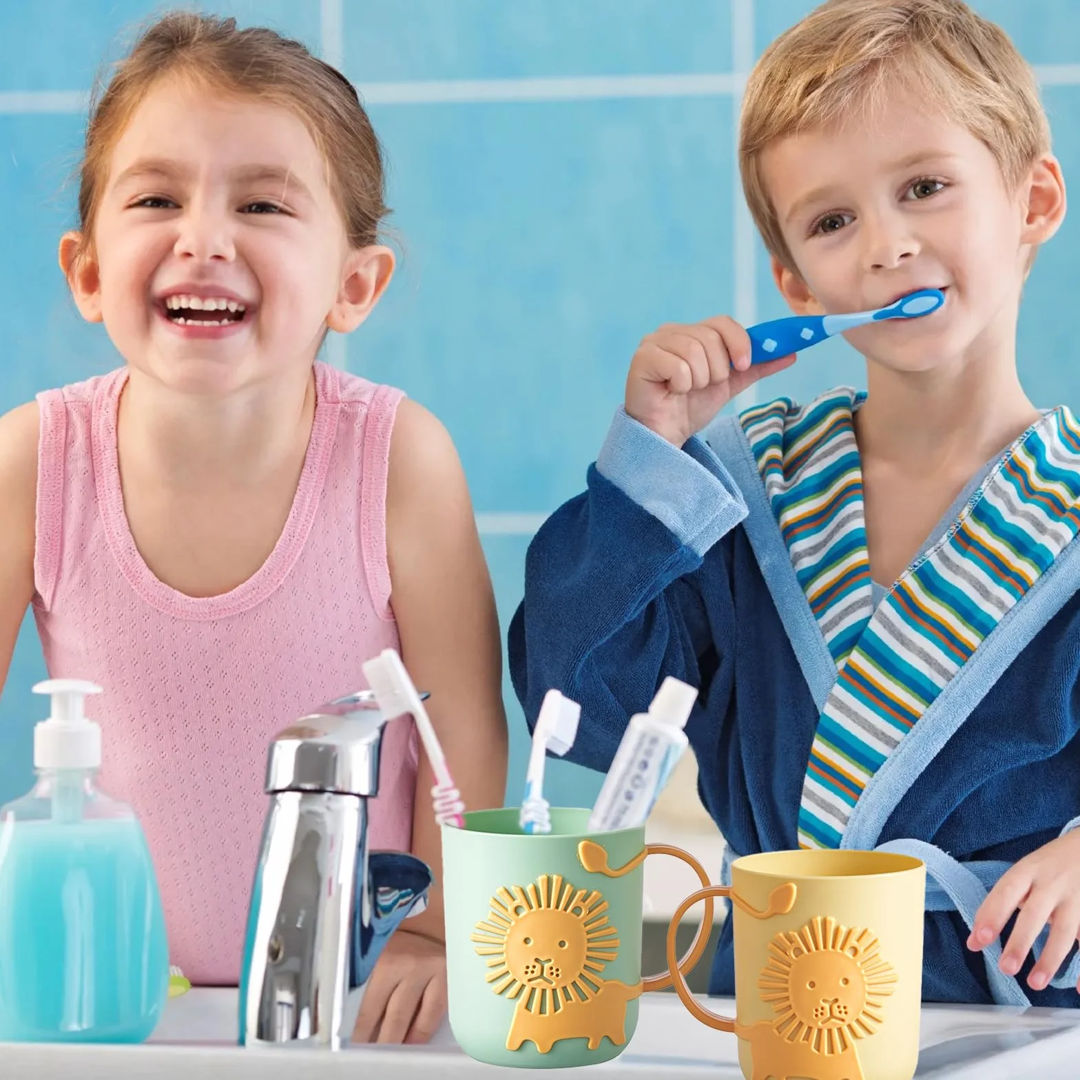 Kubek na szczoteczkę do zębów dla dzieci 2 sztuki plastikowy uchwyt