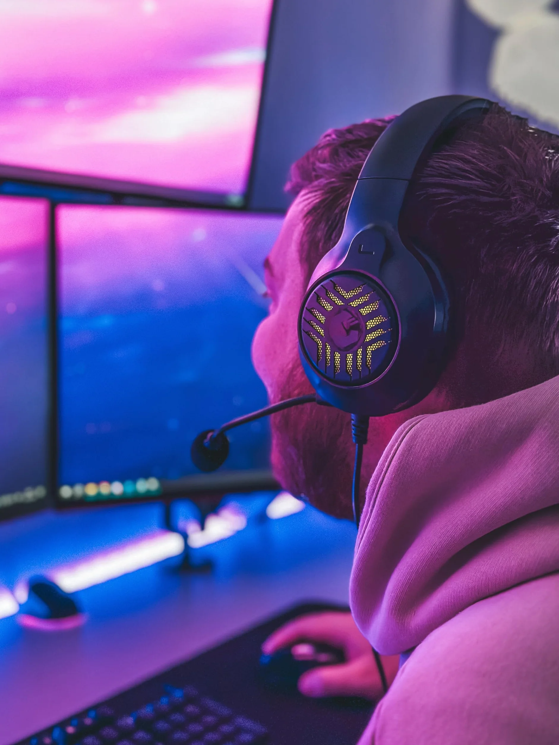 Speedlink TYRON - Zestaw słuchawkowy do gier RGB z mikrofonem do komputera PC PS4/PS5/Xbox Series X/S/Switch, oświetlenie RGB, z kablem jack 3,5 mm, adapter Y, czarny