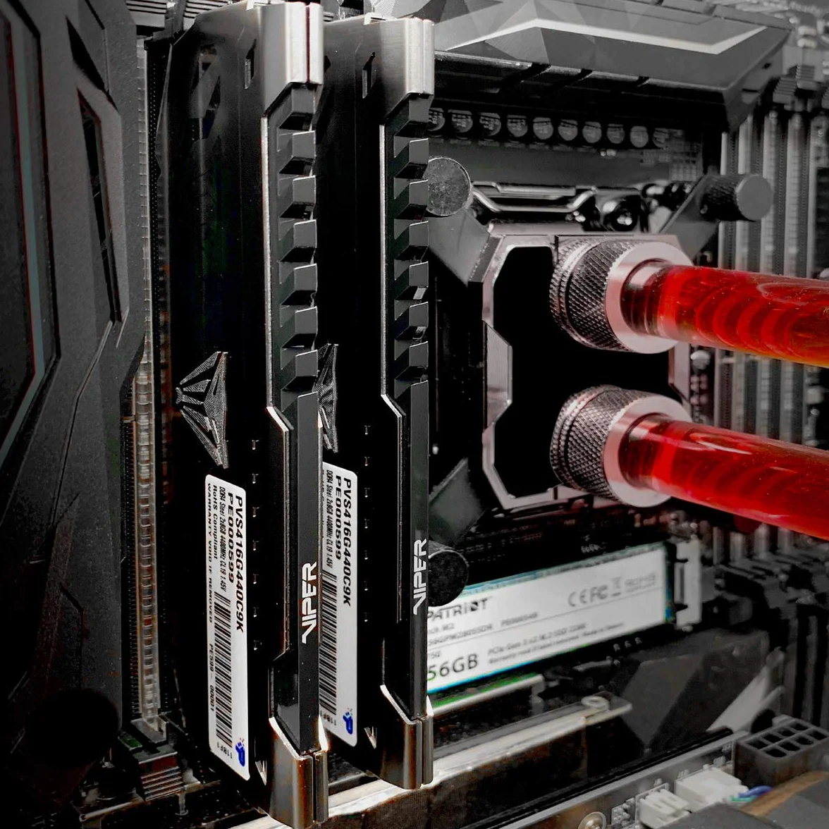 Viper Steel Series DDR4 16 GB (2 x 8 GB) 3200 MHz wydajny zestaw pamięci - PVS416G320C6K