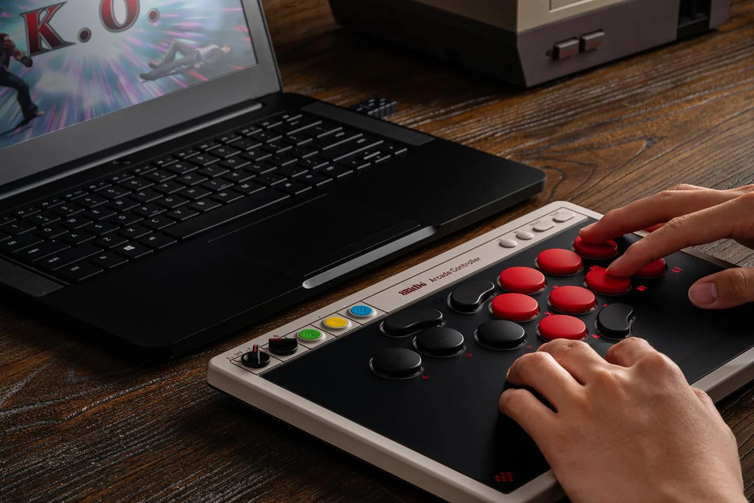 8BitDo All-Button Arcade Controller do Switch/Switch 2 i Windows - Bluetooth, 2,4 G, przewodowa, niskoprofilowe przełączniki mechaniczne, 4 programowalne przyciski