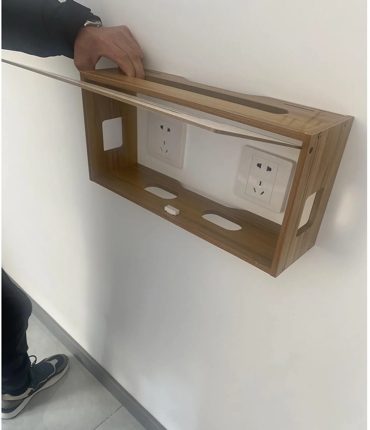 Półka na routera ścienna skrzynka do przechowywania WiFi organizer na kable biała