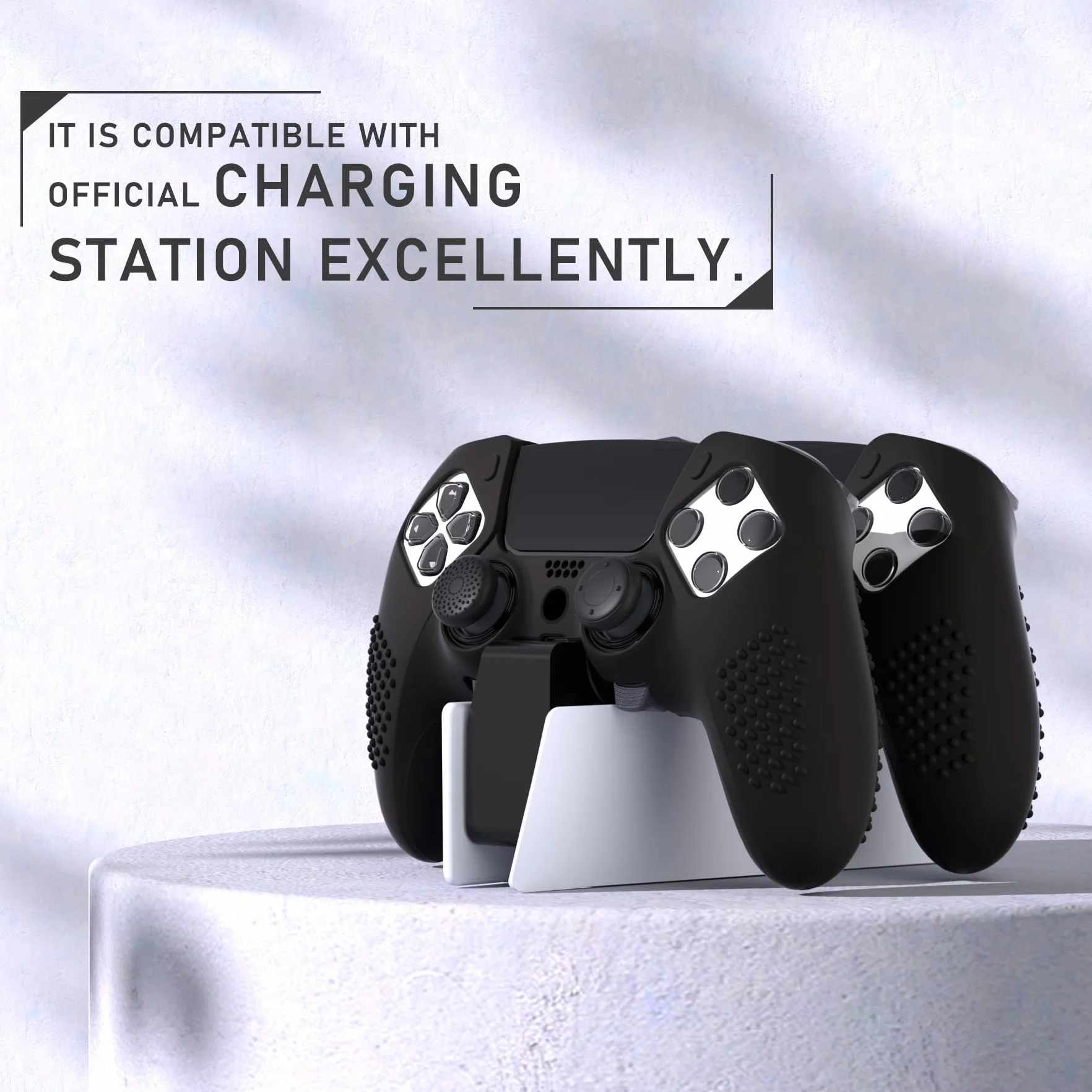 PlayVital 3D Studded Edition antypoślizgowe silikonowe etui do kontrolera PS5 Edge, miękka gumowa osłona do kontrolera bezprzewodowego PS5 Edge z 6 nakładkami na kciuk, czarne
