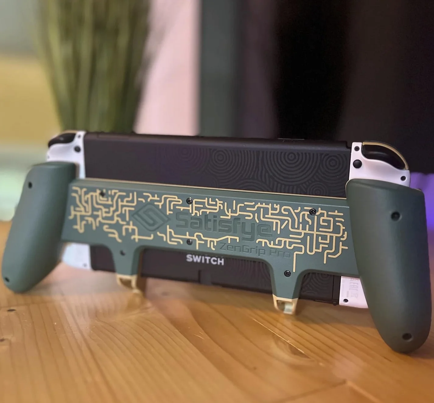 Satisfye - ZenGrip Pro Gen 3 OLED, uchwyt przełącznika kompatybilny z Nintendo Switch - wygodny i ergonomiczny uchwyt, Joy Con & Switch Control. #1 Akcesoria do przełączników zaprojektowane dla graczy
