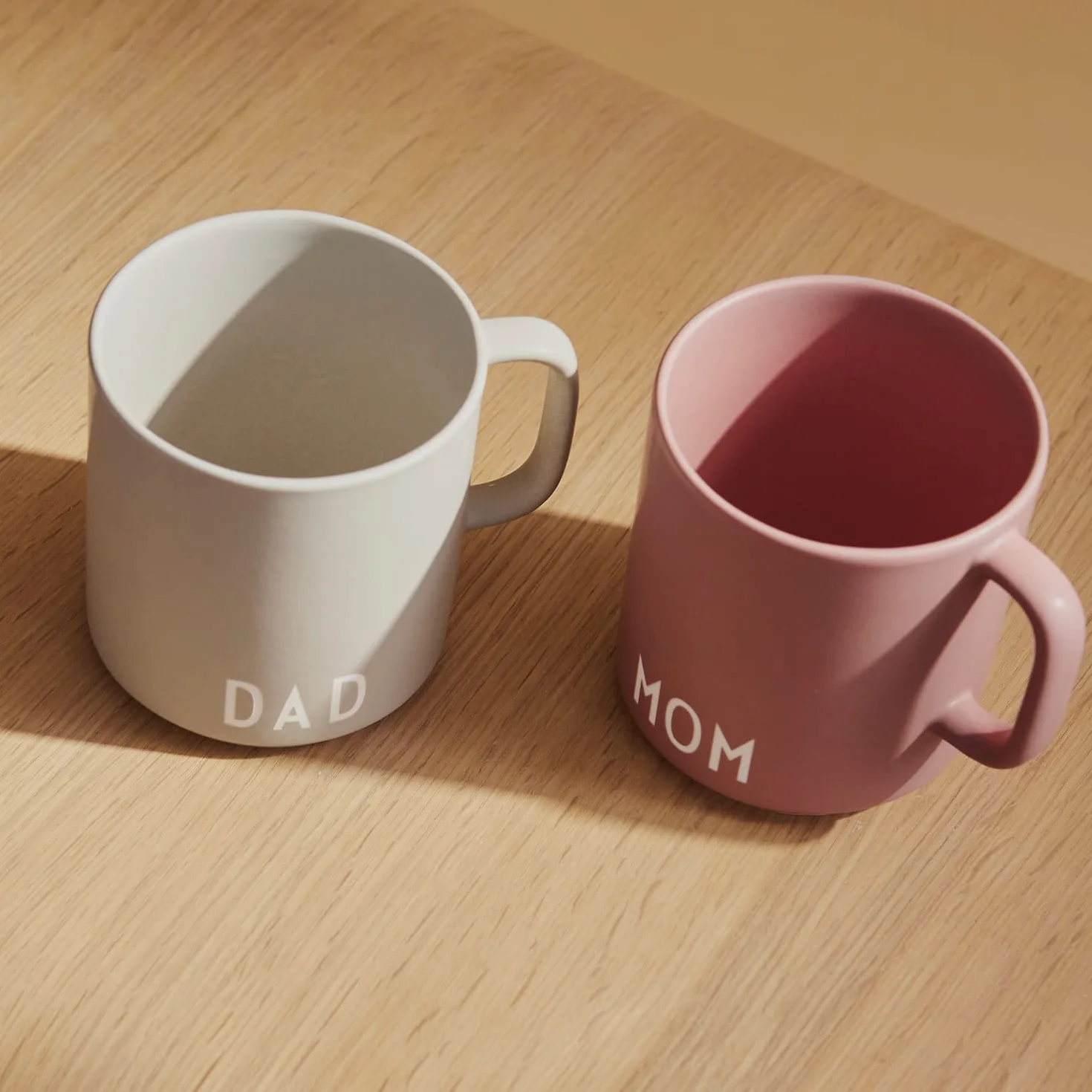 Design Letters Kubek kawy | Prezent na Dzień Ojca | Prezenty dla Daty | Kubek Kawy Porcelany | Filiżanka do Espresso | Filiżanka do herbaty Można myć w zmywarce | Prezent urodzinowy taty | 250 ml