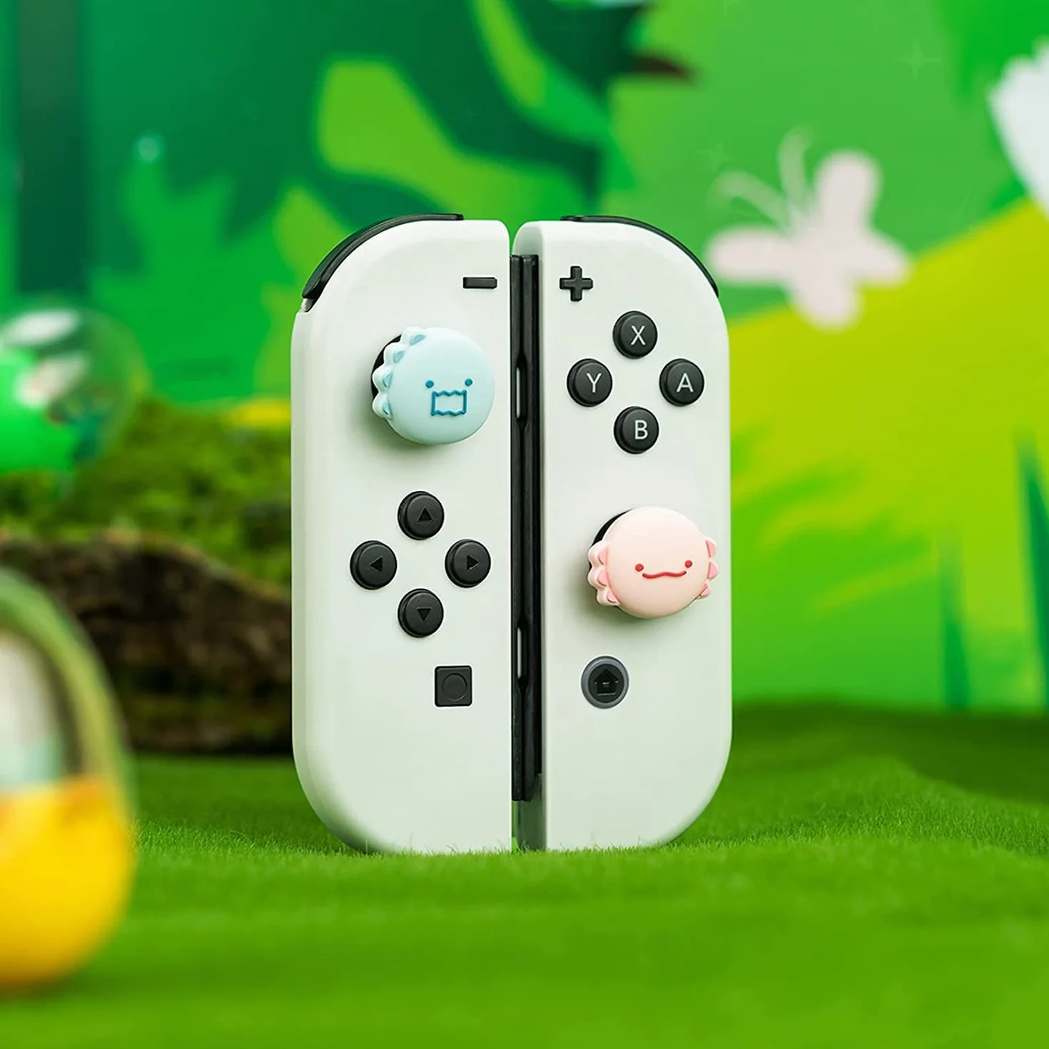 GeekShare Śliczne silikonowe nakładki na kciuk Joycon, pokrowiec na joystick kompatybilny z Nintendo Switch/OLED/Switch Lite, 4 szt., dinozaur i aksolotl