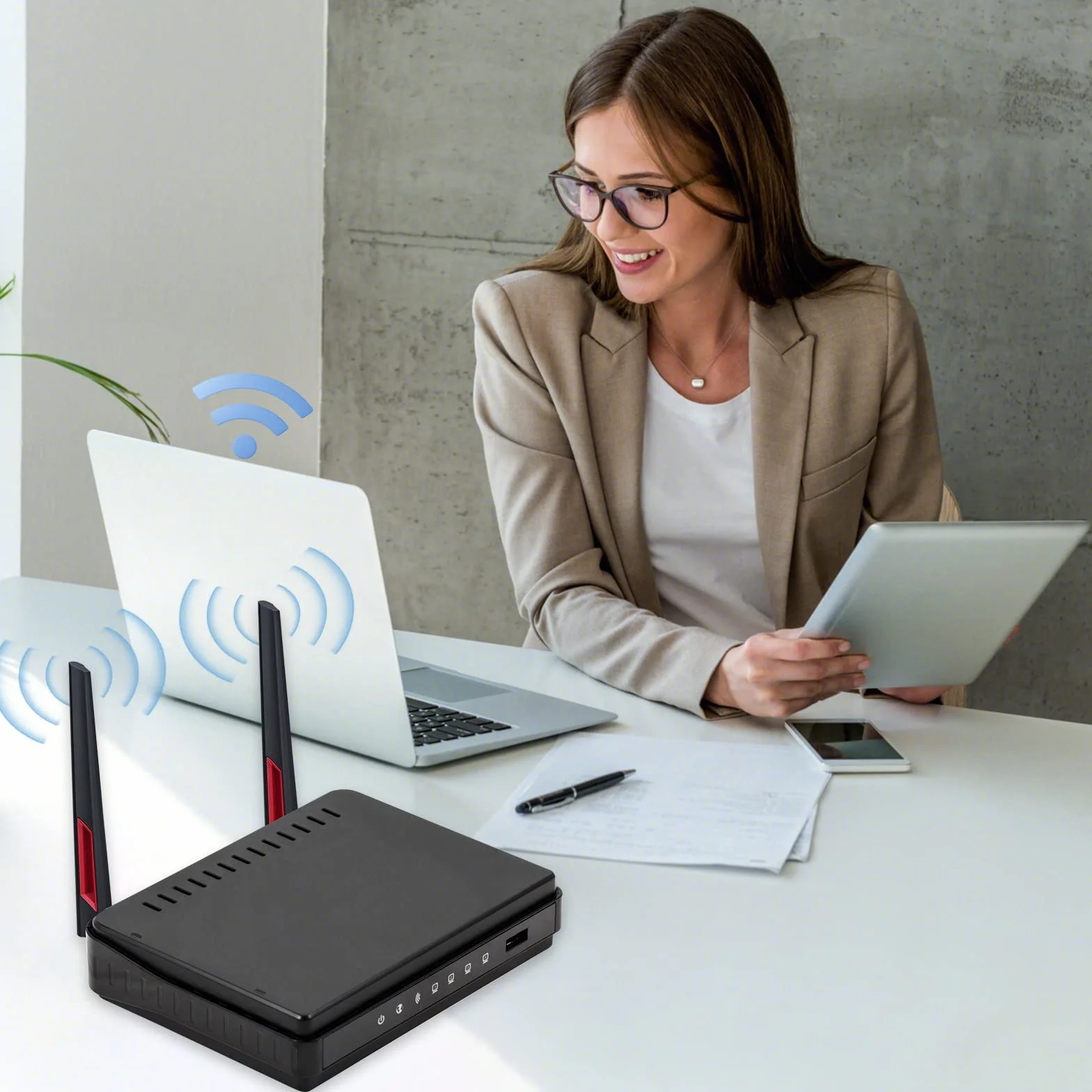 Antena Wi-Fi, 10 dB, dwuzakresowa, 2,4 GHz, 5 GHz, 5,8 GHz, wysokie wzmocnienie, z wtyczką RP SMA do routera/adaptera AP/USB/kamery IP/przedłużacza zasięgu WiFi