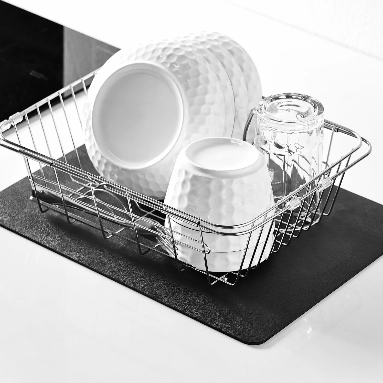 Mata ociekowa do ekspresu do kawy 40 x 50 cm czarna KitchenRaku