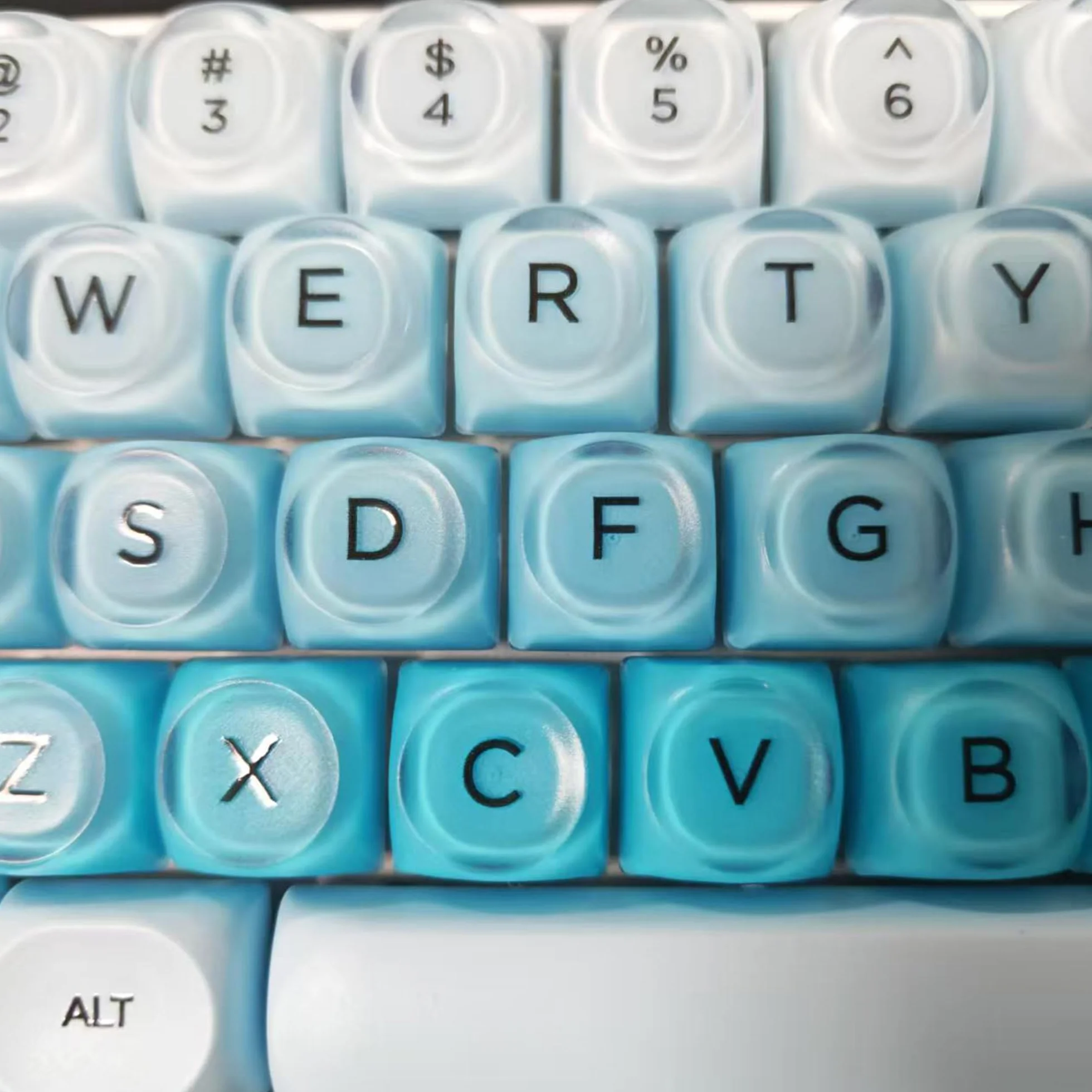 SOLIDEE Zestaw 132 Klawiszy PBT do Klawiatury Mechanicznej, Profil HOA, Double Shot Foundation Keycaps, Keycaps do Klawiatury Mechanicznej w Pudełku, Przełącznikami MX do Gier i Klawiatur(SkyBlue)