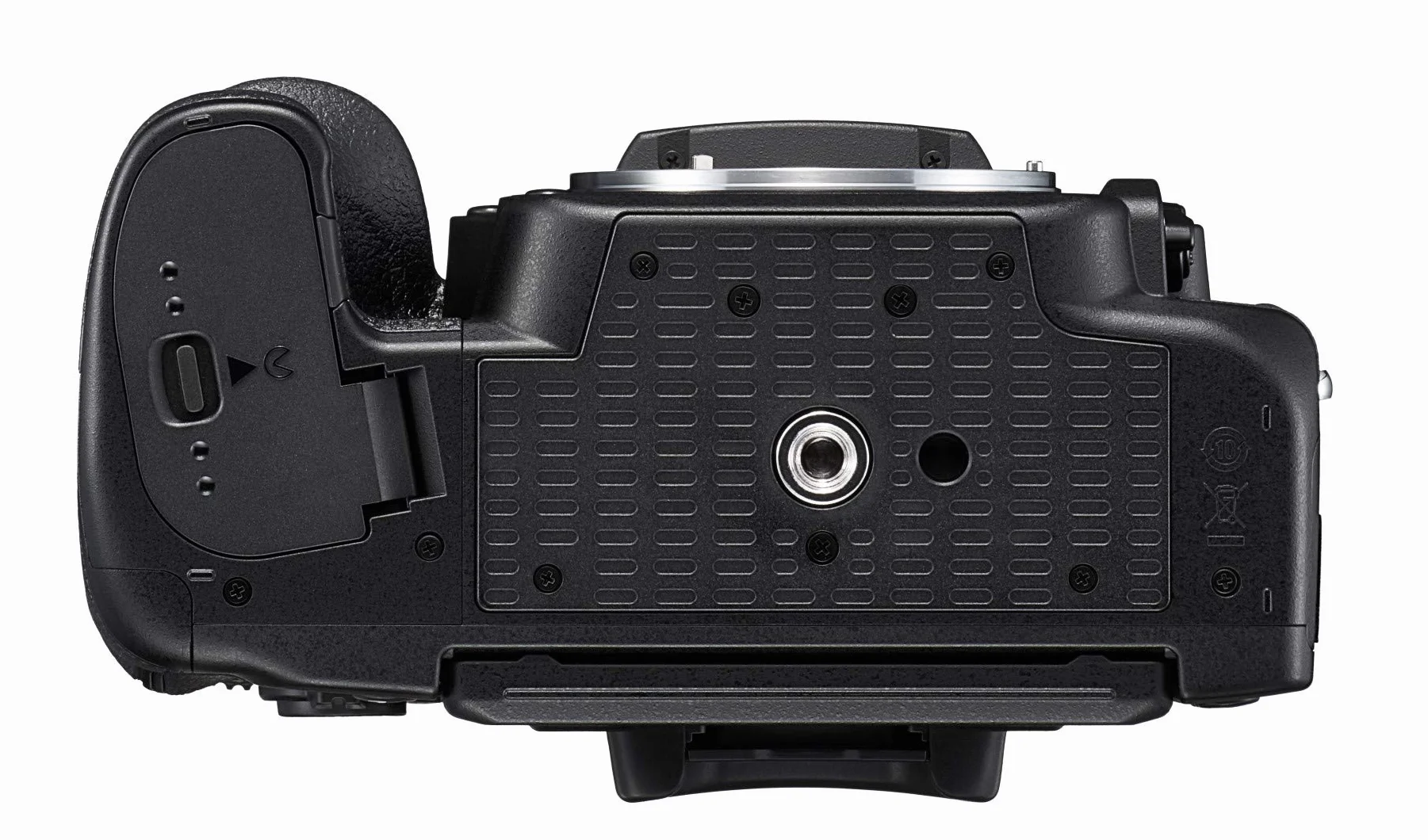 D780