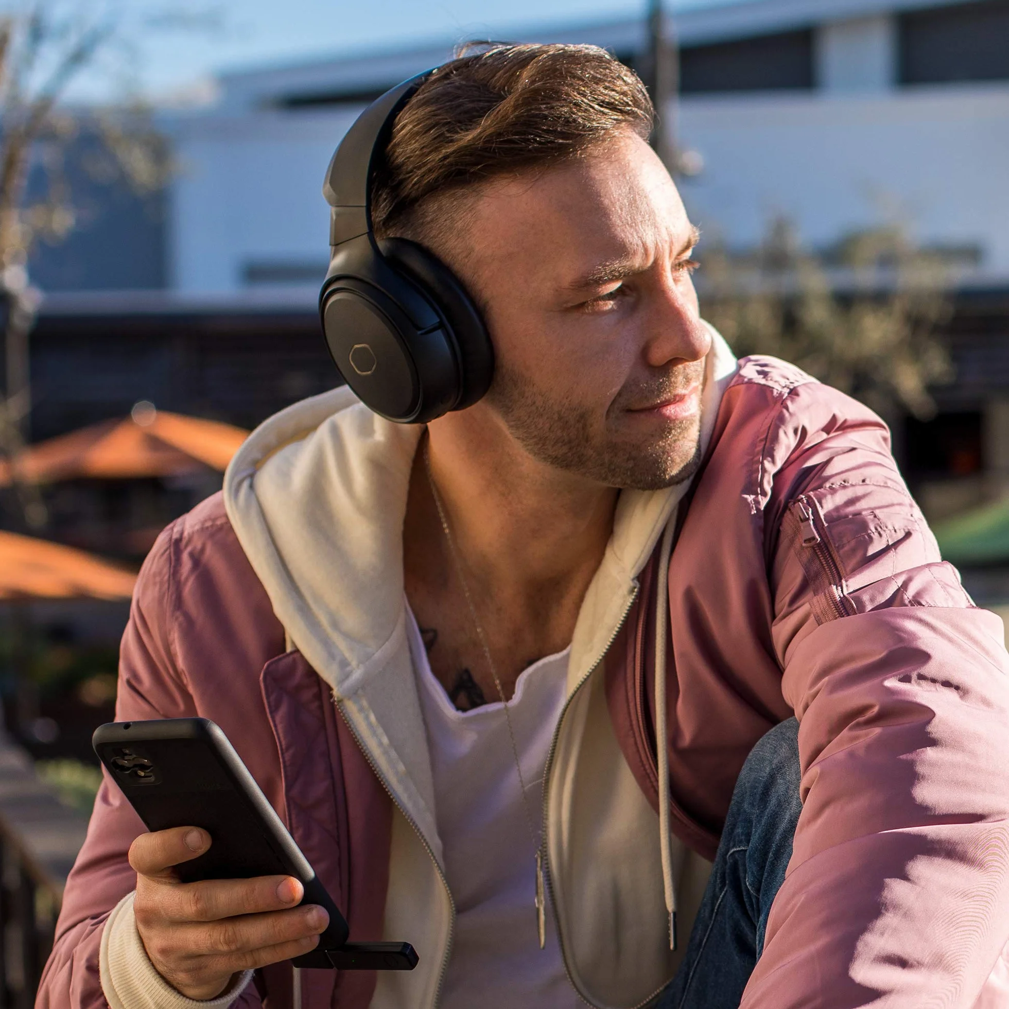 Cooler Master MH670 Wireless Gaming Headset with Virtual 7.1 Surround Sound - PC & Console Compatible with 50mm Neodymium Audio Drivers, Ultra-Clear Boom Mic and Portable Frame - USB Type A/C / 3.5mm