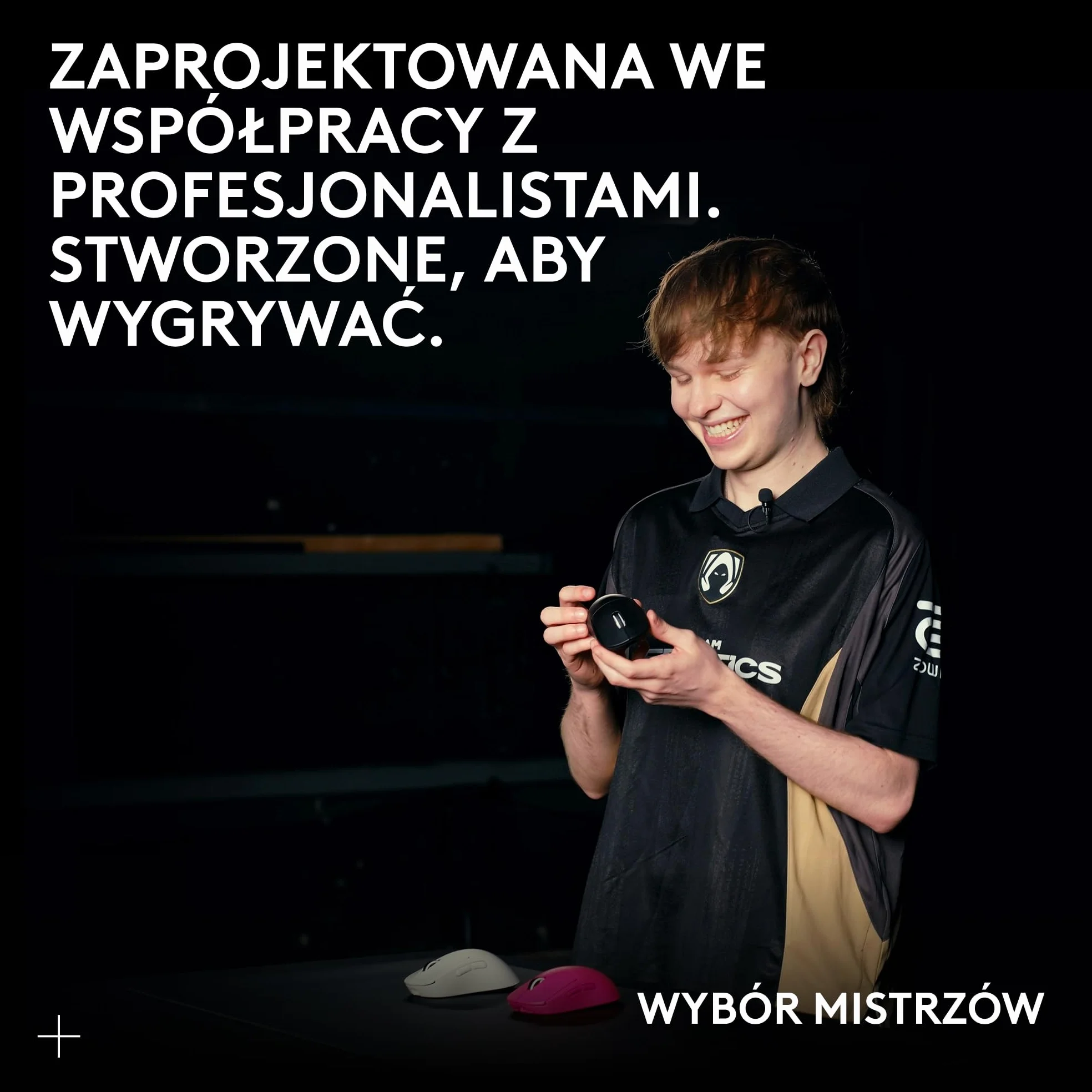 Logitech G PRO 2 LIGHTSPEED, bezprzewodowa mysz do gier, oburęczna, z maks. 4 konfigurowalnymi, przełączanymi magnetycznymi przyciskami bocznymi, czujnikiem 44K DPI, ładowaniem USB-C, PC/Mac - Czarny