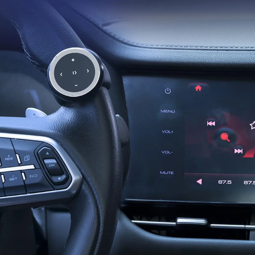 POFET Pilot na kierownicę Pilot zdalnego sterowania Bluetooth Bluetooth 4.0 Zdalna migawka Sterowanie odtwarzaniem muzyki Wsparcie dla asystentów głosowych Kompatybilny z iOS i Androidem
