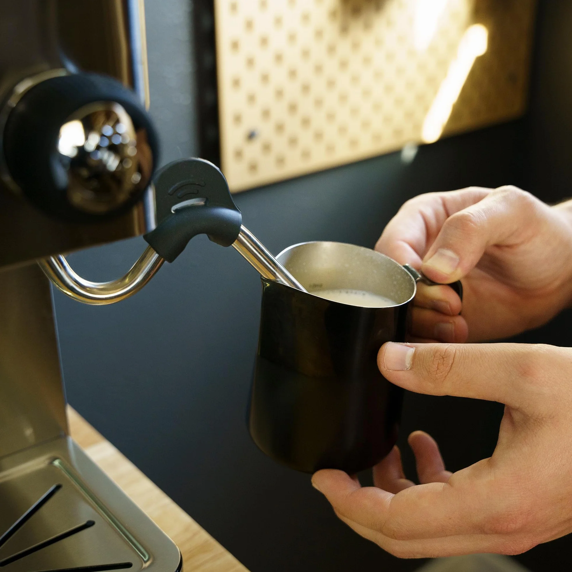 MiiCoffee Apex ekspres do kawy, szczotkowana stal nierdzewna
