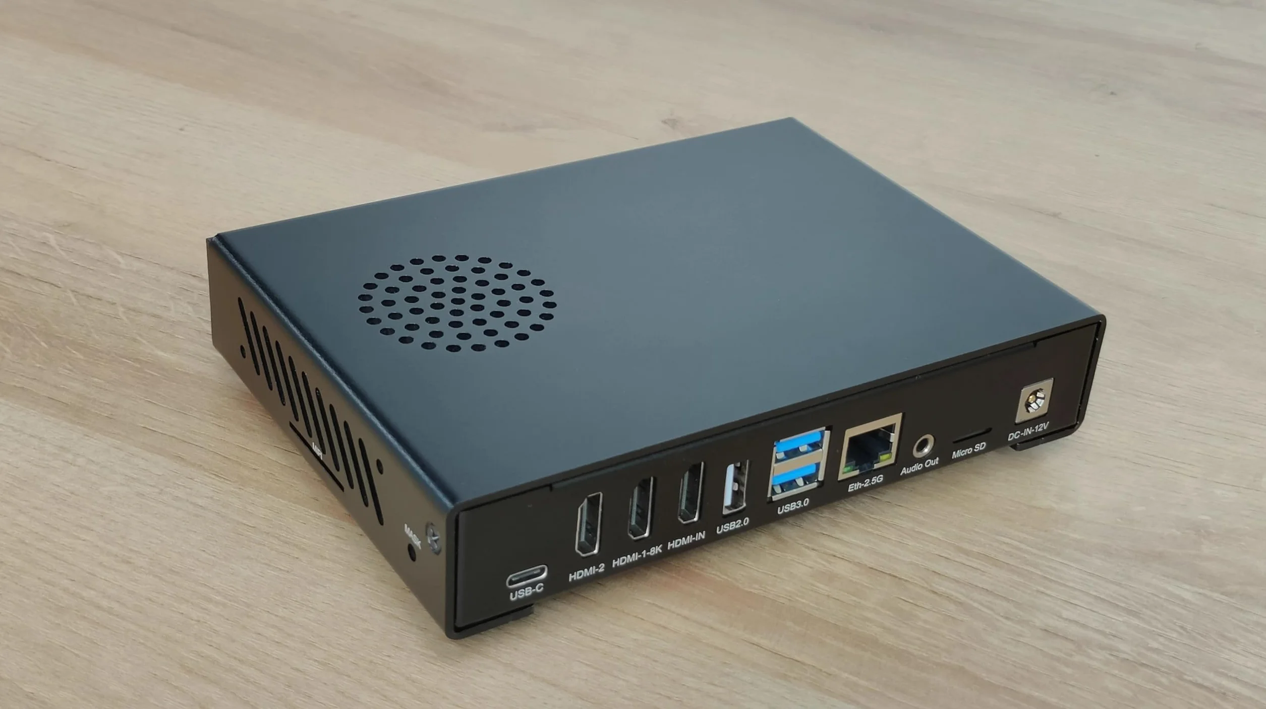 WayPonDEV Czarna metalowa obudowa do CM3588 NAS Kit Open Source komputer jednopłytowy, metalowy radiator do modułu pamięci sieciowej CM3588 zestaw startowy z wentylatorem