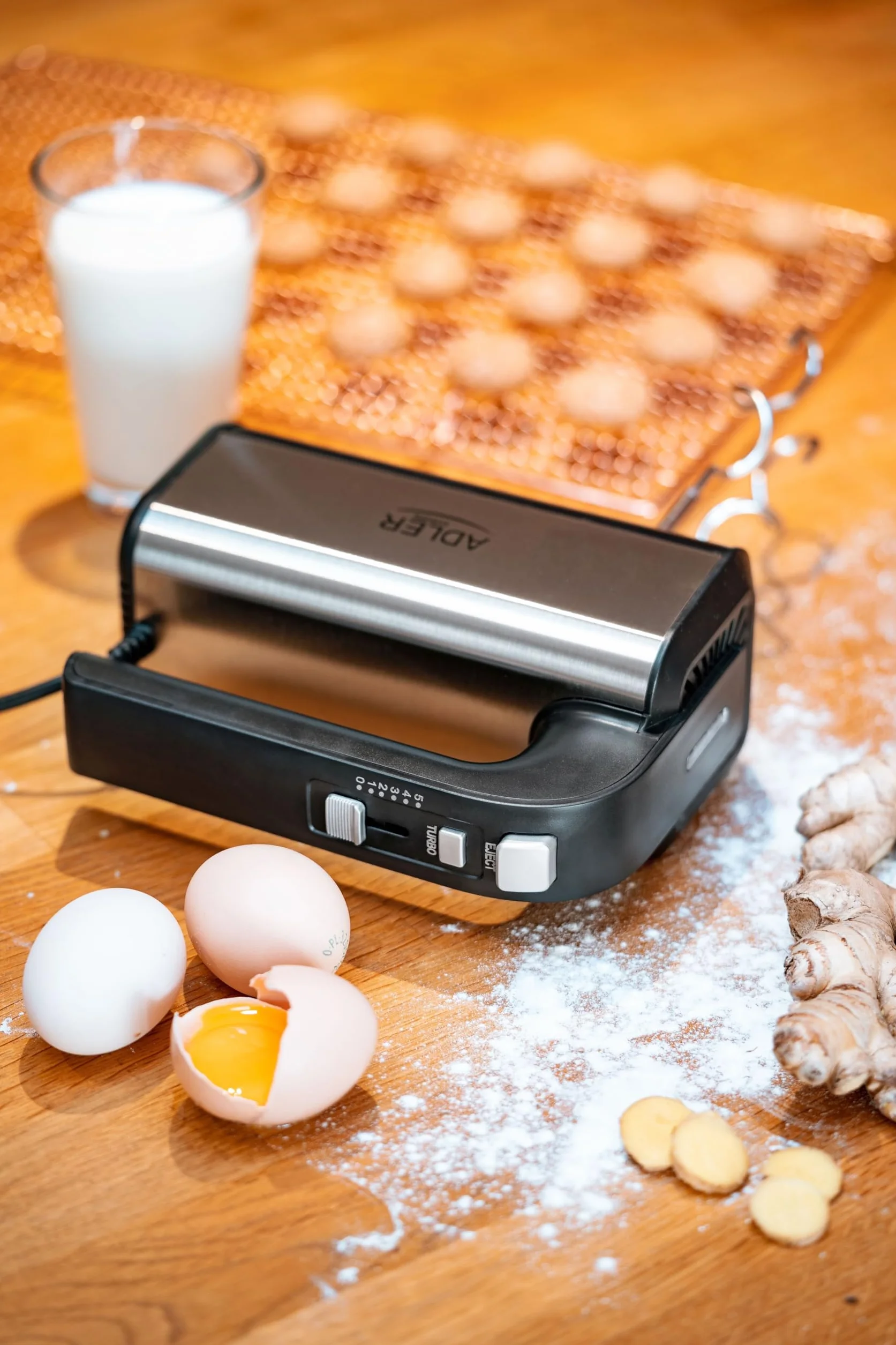 ADLER EUROPE 4225 Mikser ręczny INOX