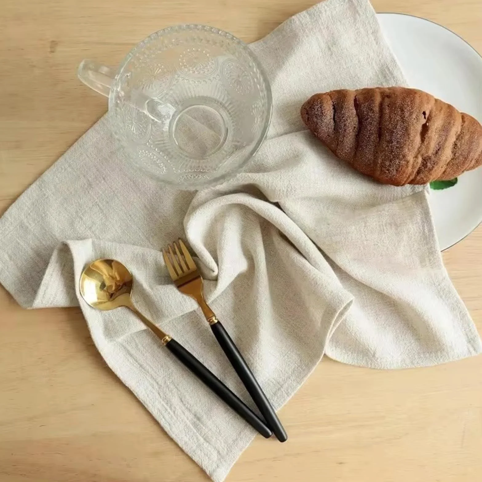 Serwetki materiałowe beżowe, 6 sztuk serwetek z materiału 40 x 40 cm, lniane serwetki ślubne urodziny Boże Narodzenie dekoracja stołu