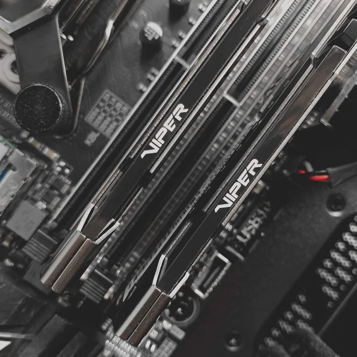 Viper Steel Series DDR4 16 GB (2 x 8 GB) 3200 MHz wydajny zestaw pamięci - PVS416G320C6K