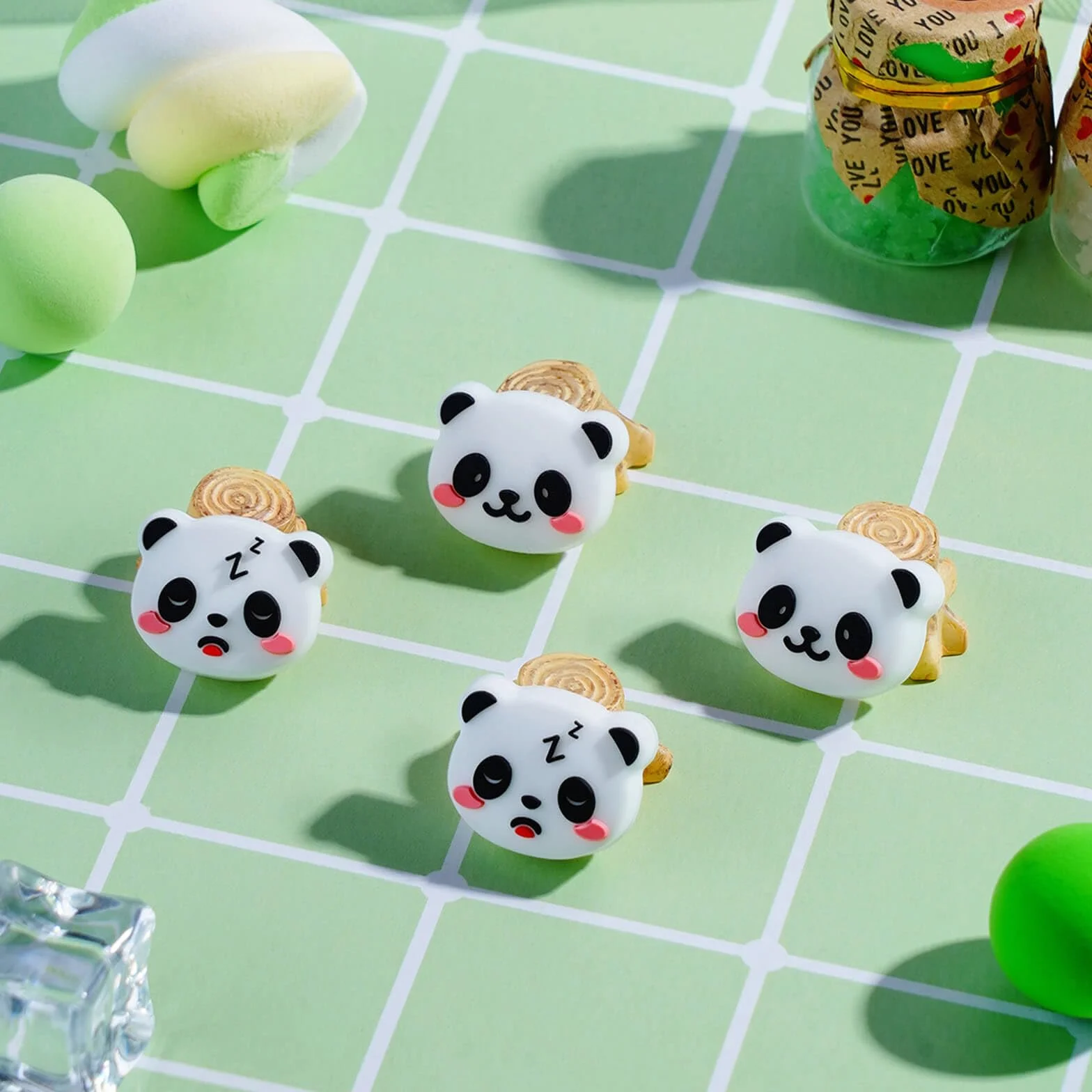 JEMDO Joystick nakładki kompatybilne z Switch 2 (2025) – zestaw 4 szt. Panda Thumb Grips z silikonu, antypoślizgowe nakładki na sztyfty odpowiednie do sterowania Joy Con, motyw zwierzęcy dla