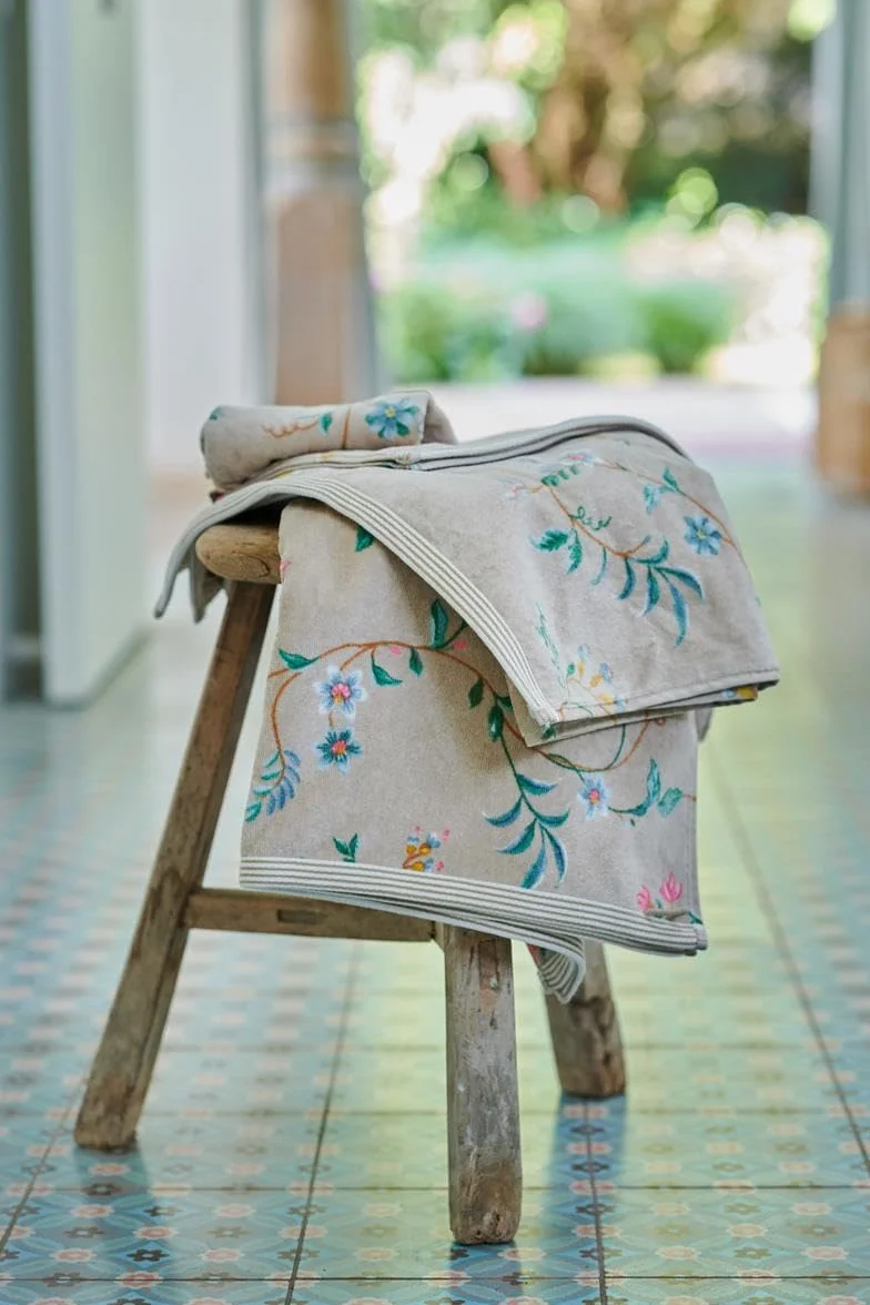 Pip Studio Les Fleurs ręcznik khaki 55 x 100 cm