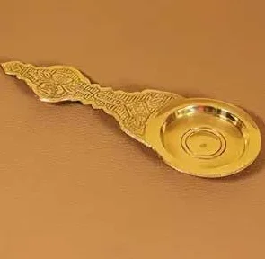 Eternals Brass Kapoor Diya Deepam Deepa Palnik stojak na pudżę Pooja Room Camphor Dani łyżka 14 cm