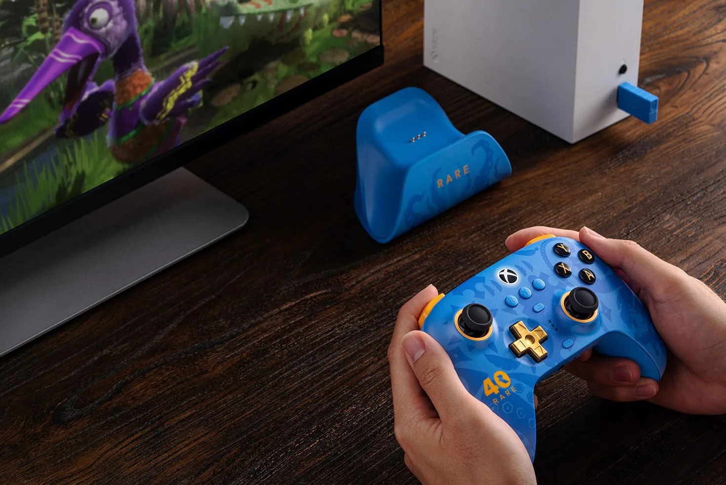 8BitDo Ultimate 3-Mode Hall Effect Wireless Controller For Xbox X, PC & Android (Rare 40th Anniversary Edition) /Xbox X