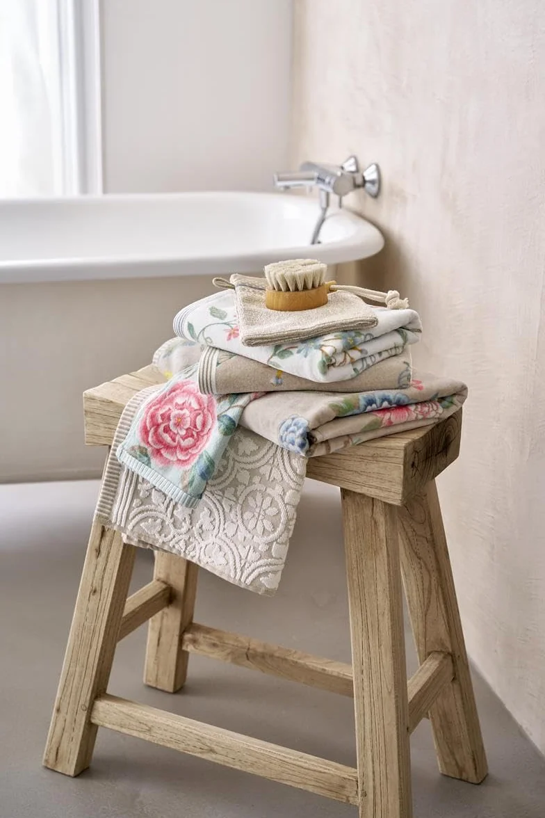 Pip Studio Les Fleurs ręcznik khaki 55 x 100 cm