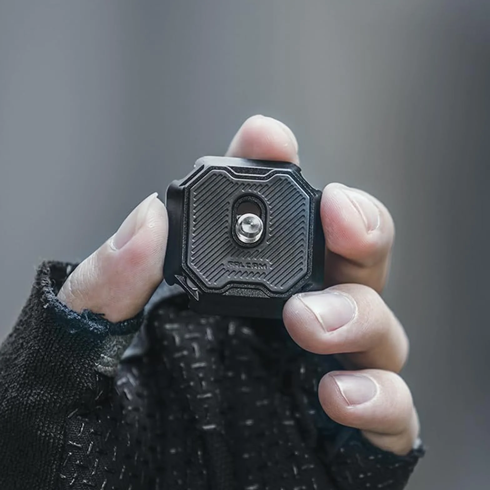Falcam F38 zestaw szybkozłączki z wieloma otworami, aluminiowy system QR 38 mm z adapterem gwintowanym 1/4" na 3/8", kompatybilny ze statywami Sony Canon, monopodem, stabilizatorami DSLR