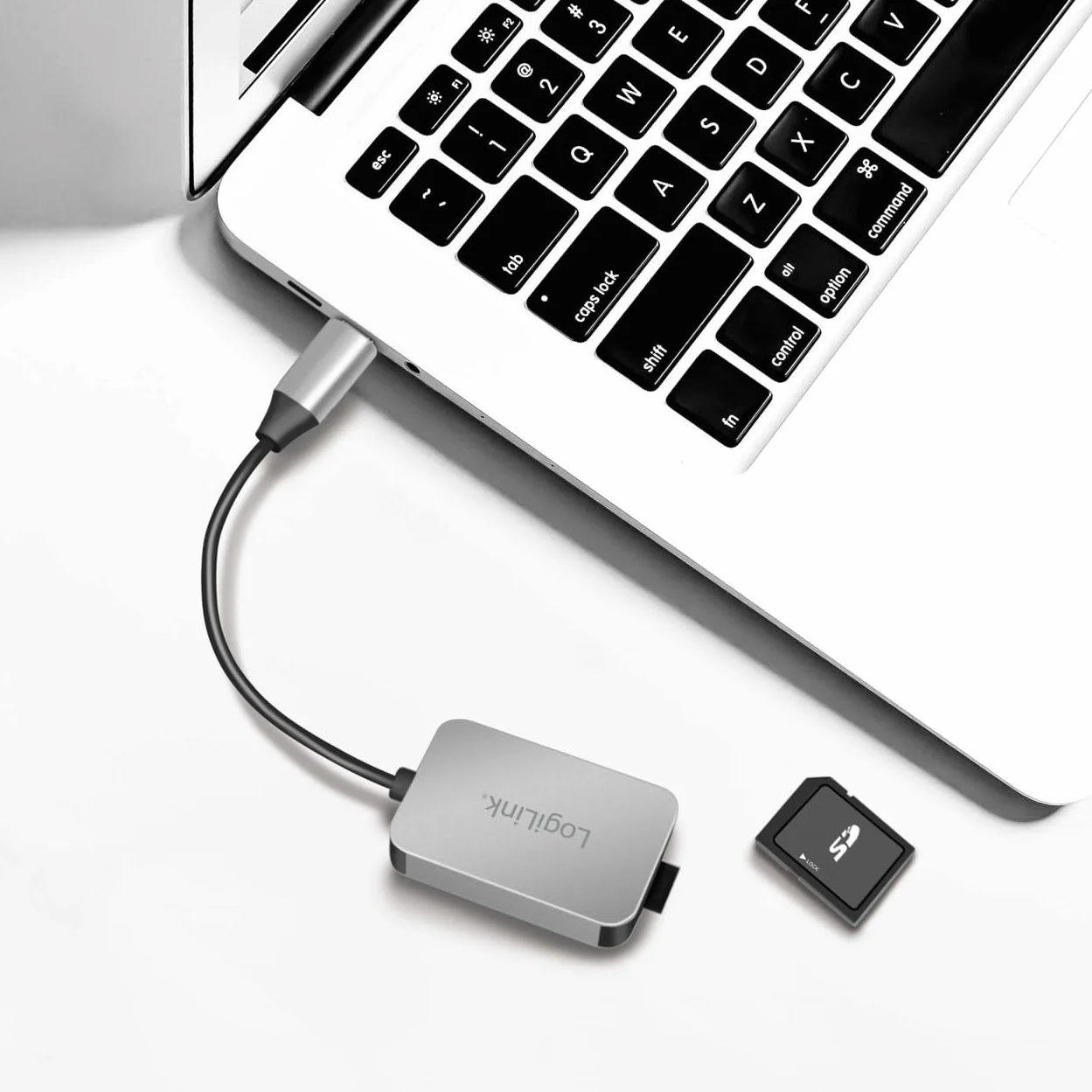 LogiLink CR0050 - podwójny czytnik kart, USB-C 3.2 Gen1 do kart SD, SDHC, SDXC, microSD, SDHC, SDXC, MMC i RS MMC do 1 TB, aluminium