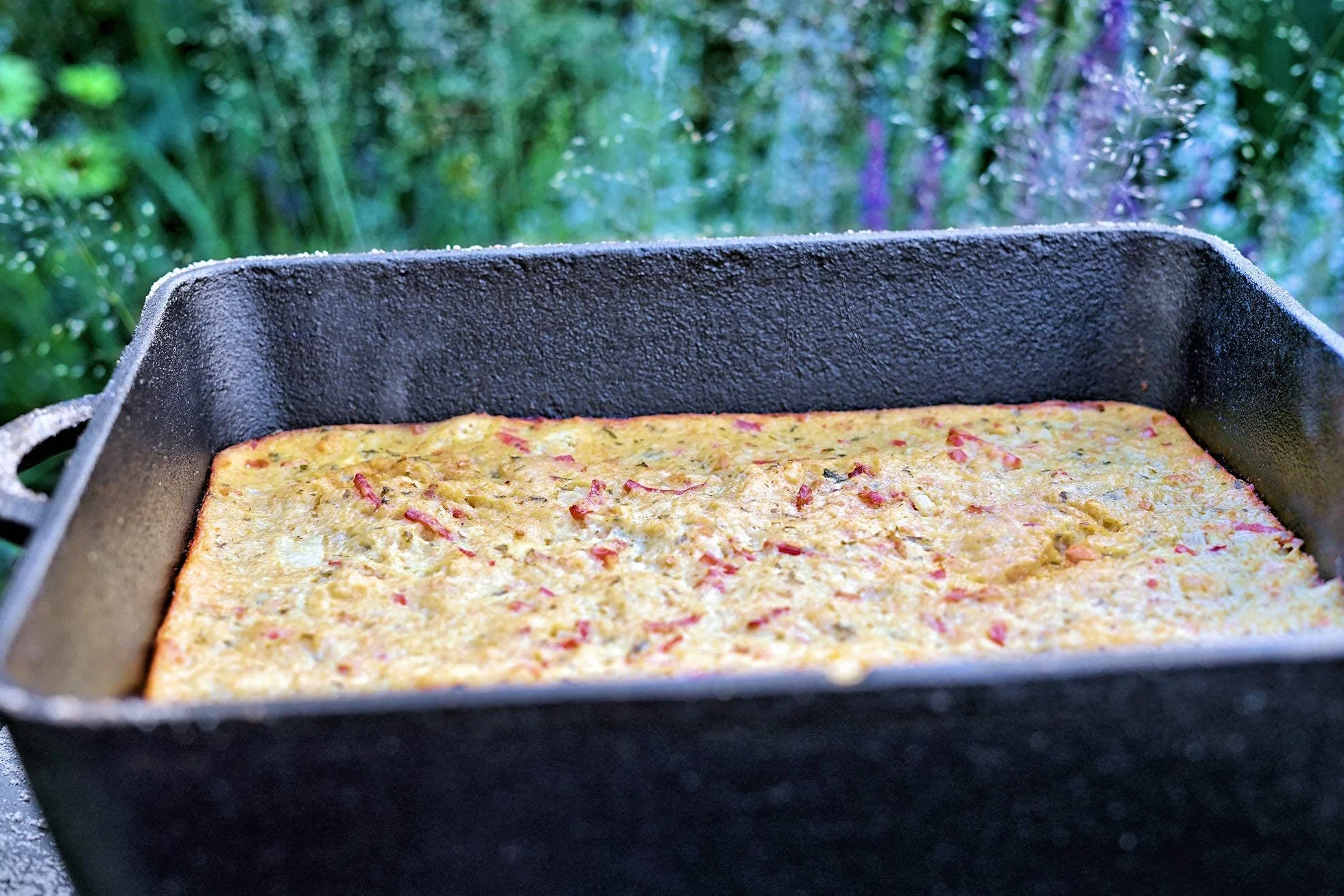 BBQ-Toro żeliwny garnek Dutch Oven 10,8 litra z pokrywką