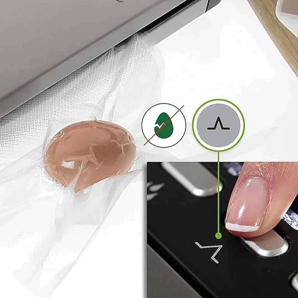 FoodSaver zgrzewarka próżniowa ze zintegrowanym schowkiem na rolkę, pakowarka próżniowa z gilotyną do worków i funkcją pulsacyjną do delikatnych produktów, FFS005X