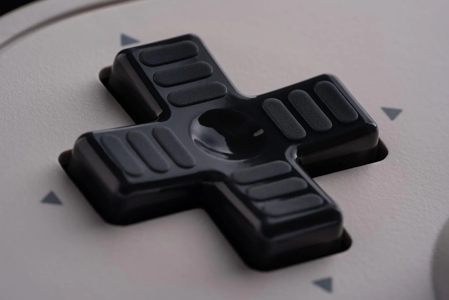 8BitDo Pro 3 Kontroler Bluetooth do Switch/Switch 2 – TMR Joysticki, wymienne przyciski ABXY, przyciski Pro Back, stacja ładująca, wyzwalacze Halla, do Windows, Apple, SteamOS, Android (G Classic)