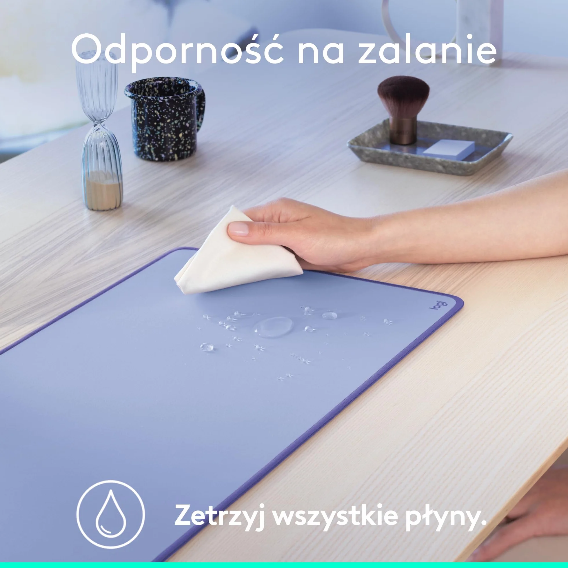 Logitech Desk Mat - Studio Series, Wielofunkcyjna duża mata na biurko, szeroka podkładka pod myszkę, antypoślizgowa, odporna na zalanie, trwały materiał - Liliowy