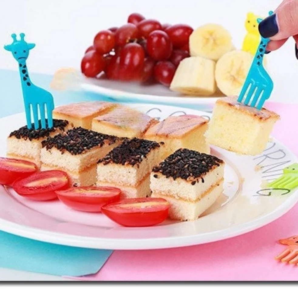 40 sztuk mini widelców do owoców z kreskówki, wykałaczki, dla dzieci, ciast, akcesoria do jedzenia, słodycze, mini szpikulce, wykałaczki, dla dorosłych, deserów, owoców, wypieków, na imprezę dla