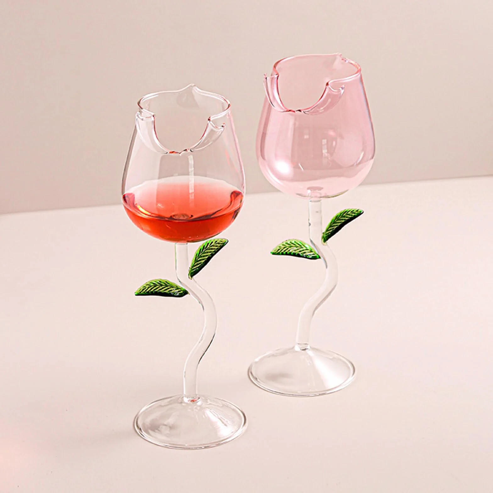 Kieliszek do wina różowego 150 ml z wzorem liści różowo-zielonym na imprezy wesela urodziny