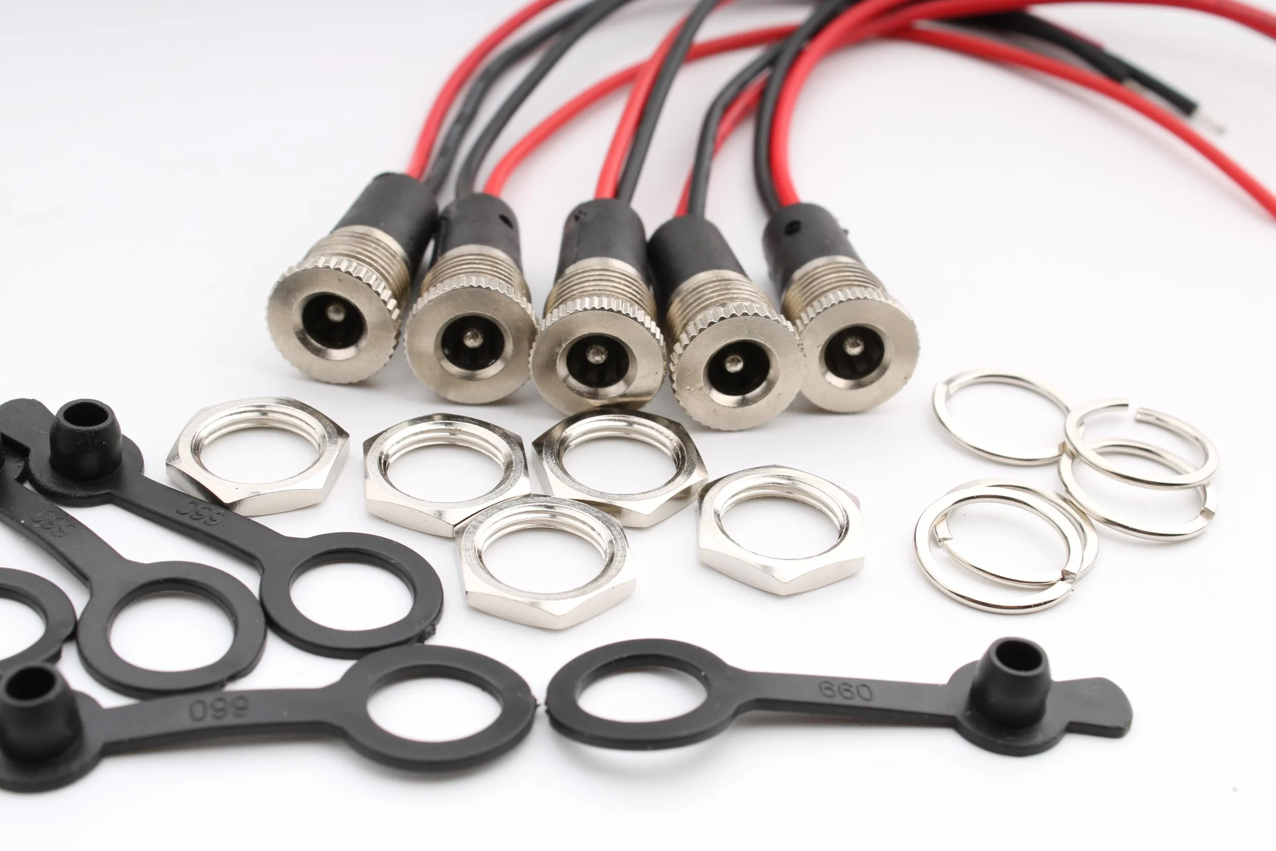 RUNCCI-YUN 5-pak 5,5 x 2,5 mm 10 A gniazdo zasilania DC, gniazdo baryłkowe 12 V DC, mocowanie panelowe, adapter złącza żeńskiego z wodoodporną osłoną