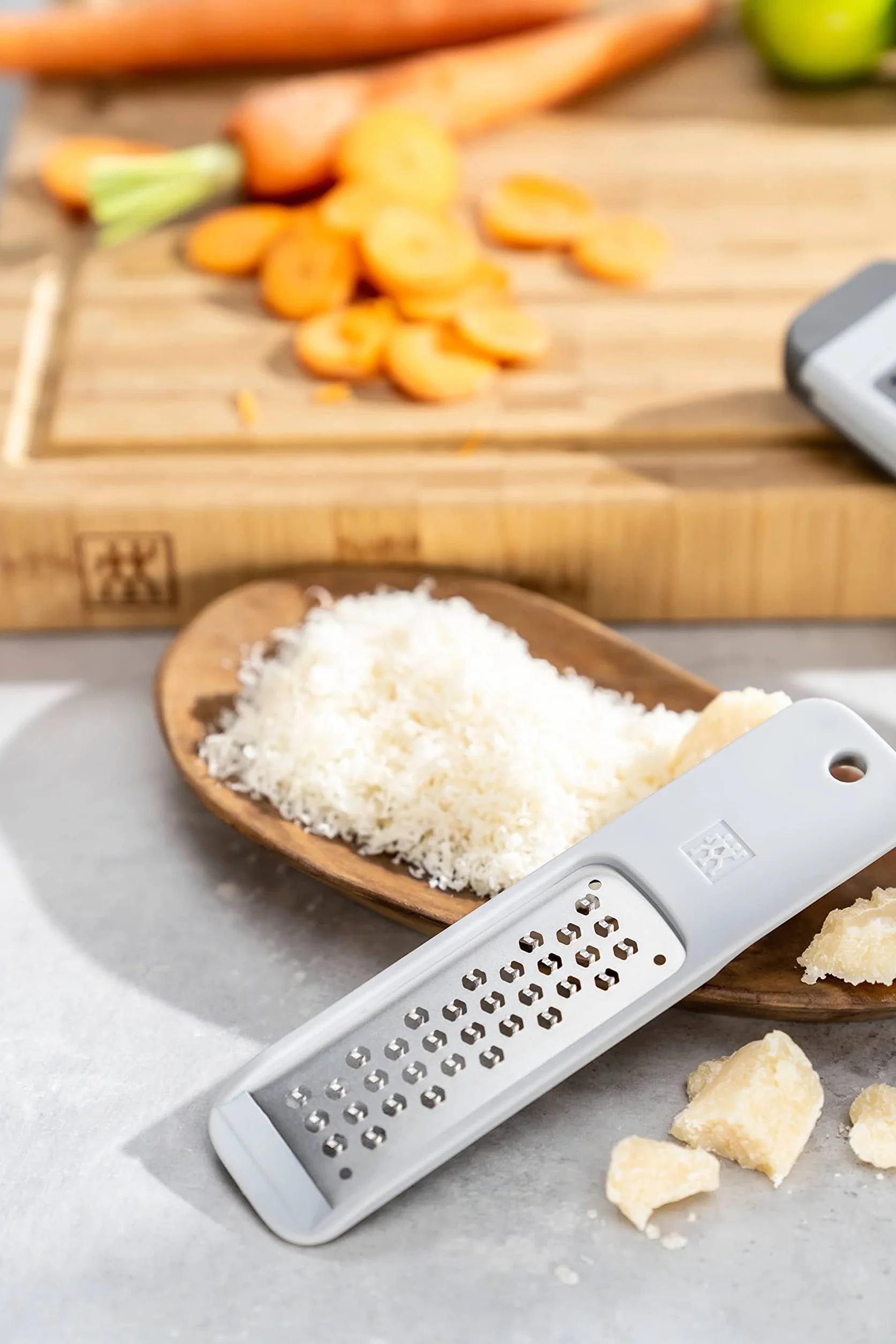 ZWILLING Z-Cut Mini Reibe Edelstahlklinge Kunststoffgehäuse Zwei-Wege-Reibtechnologie Grau