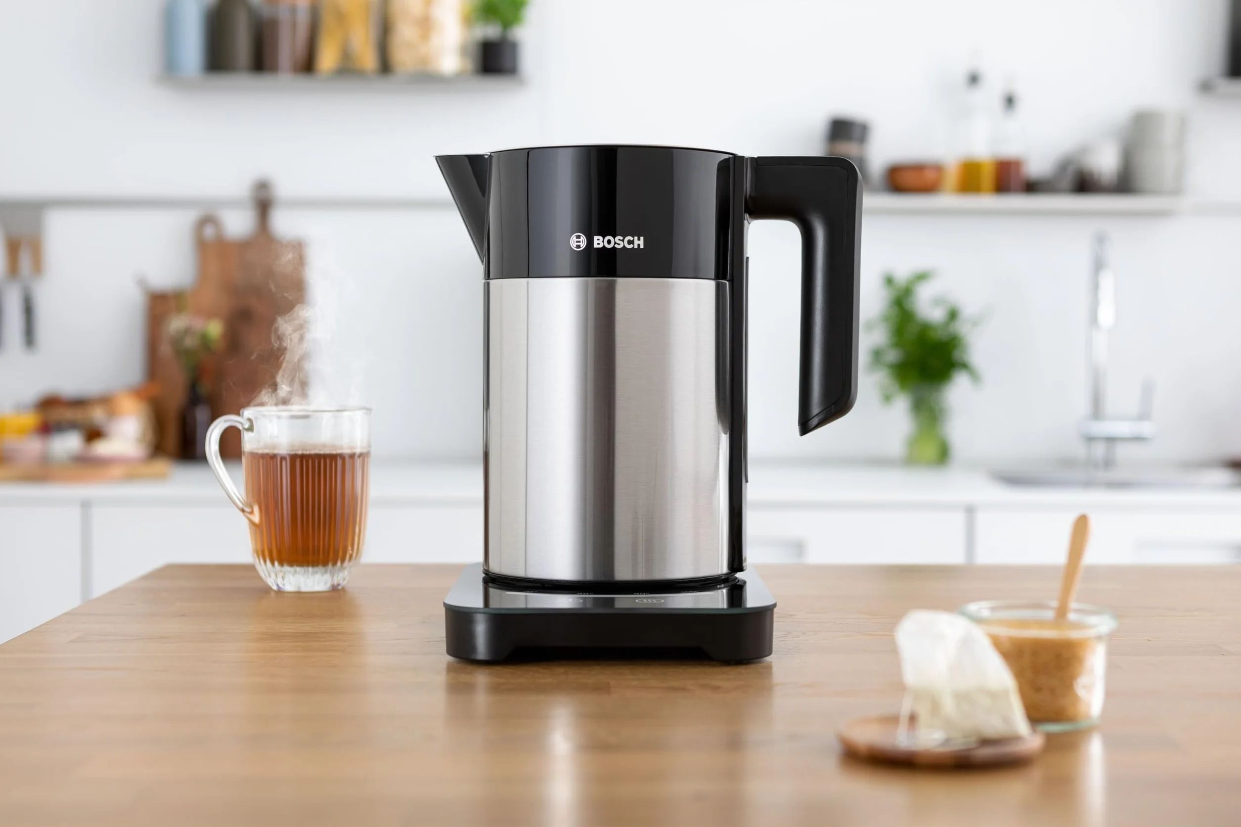 Bosch Czajnik elektryczny TWK7203 1,7 l 2200 W podwójne ścianki TouchControl