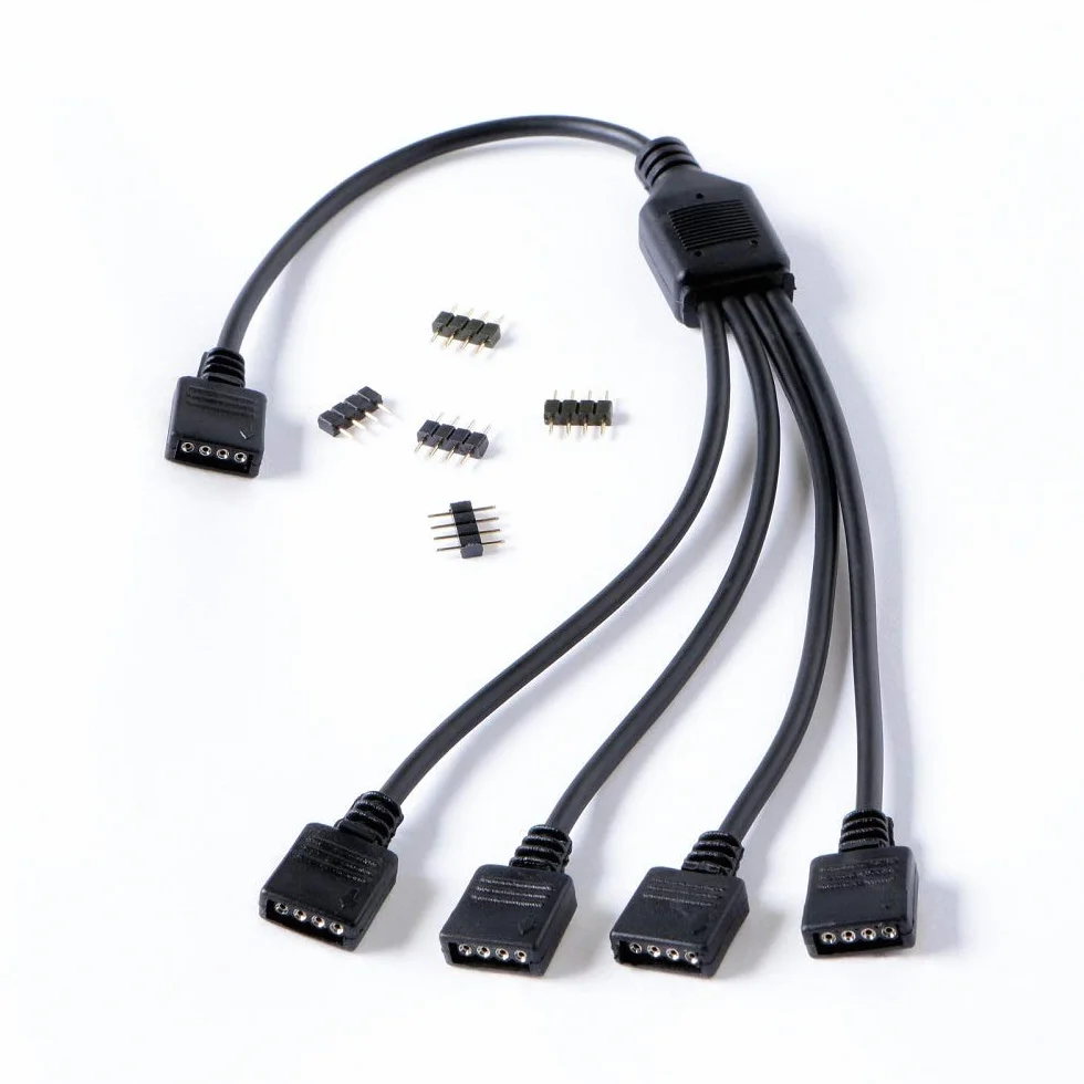 Gelid Solutions Rozdzielacz RGB 1-to-4 – kompatybilny z ARGB, standardowy 12 V RGB i 5 V ARGB – możliwość podłączenia do 4 urządzeń RGB.