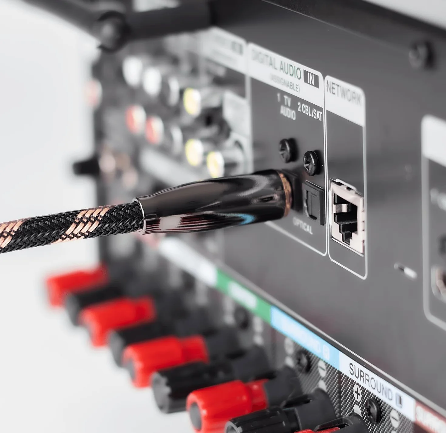 Reagle Toslink cyfrowy kabel audio – wysokiej jakości optyczny kabel światłowodowy S/PDIF, pozłacane złącza 24K, nylonowa powłoka – Dolby Digital, DTS-HD, obsługa dźwięku przestrzennego 5.1/7.1, 2 m