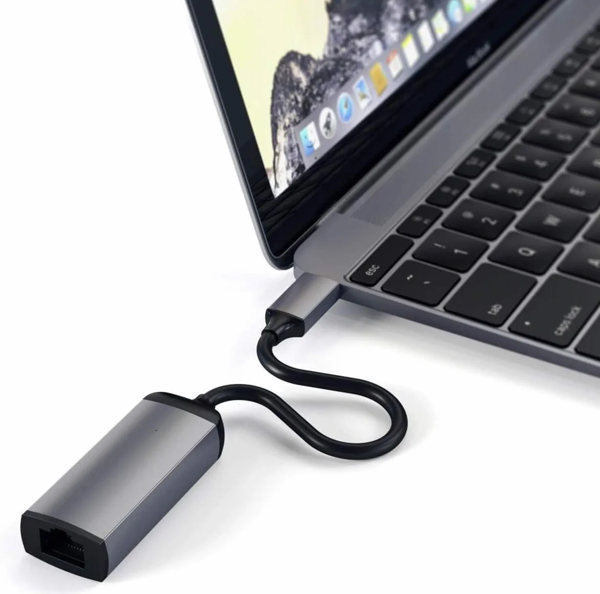 SATECHI Adapter Ethernet USB-C z aluminium, połączenie gigabitowe 10/100/1000 Mb/s, kompaktowa konstrukcja typu plug-and-play do MacBook Air/Pro/Neo, laptopa, iPad, iPhone i innych – gwiezdna szarość