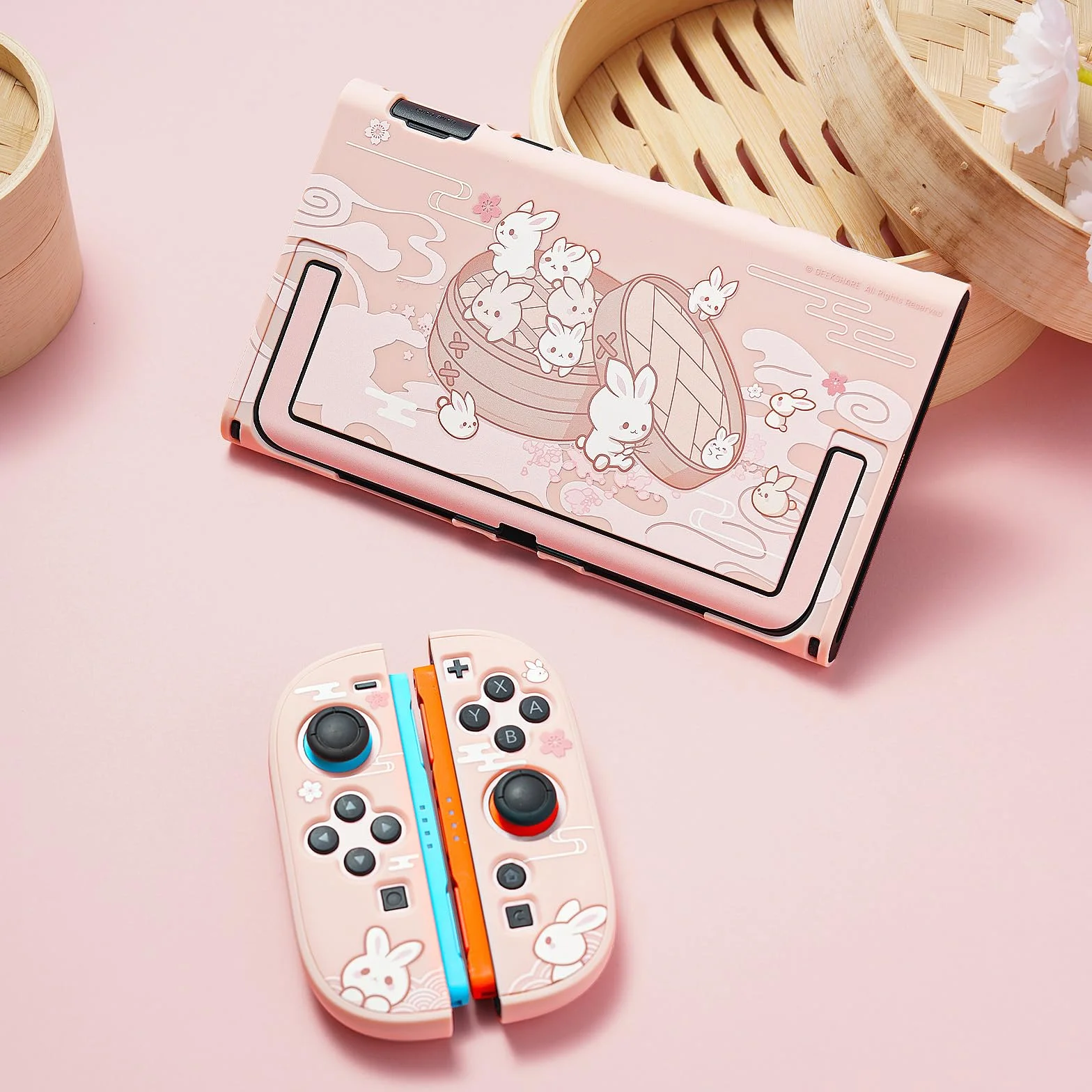 GeekShare Powłoka ochronna kompatybilna z Switch 2, Kawaii Cartoon dokowalna obudowa kompatybilna z Switch 2, odporna na zarysowania i amortyzująca wstrząsy pokrywa skórka - Królik Parowanej Bułeczki