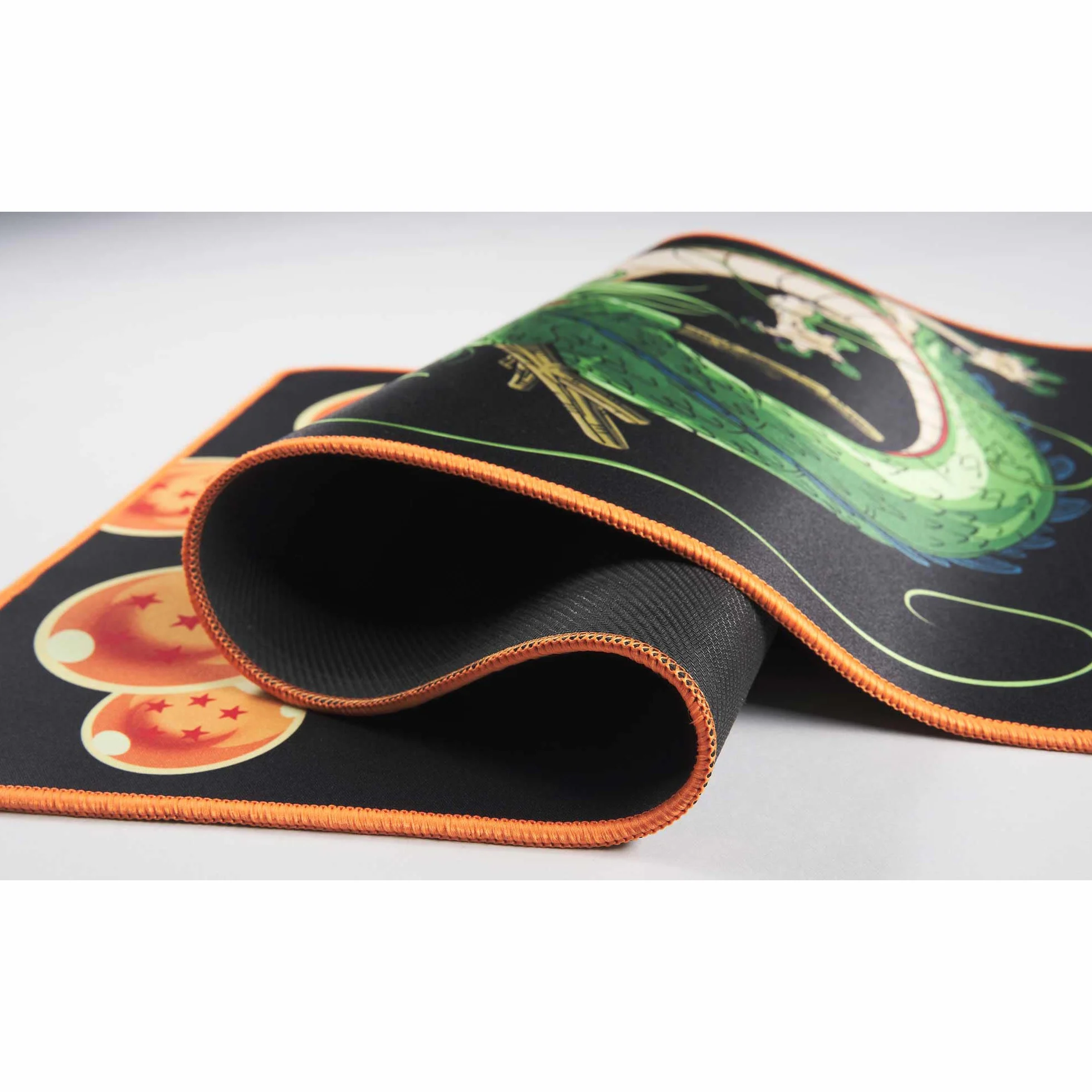 Subsonic Dragon Ball Z antypoślizgowa podkładka pod mysz XXL 90 mm x 40 mms, oficjalna licencja