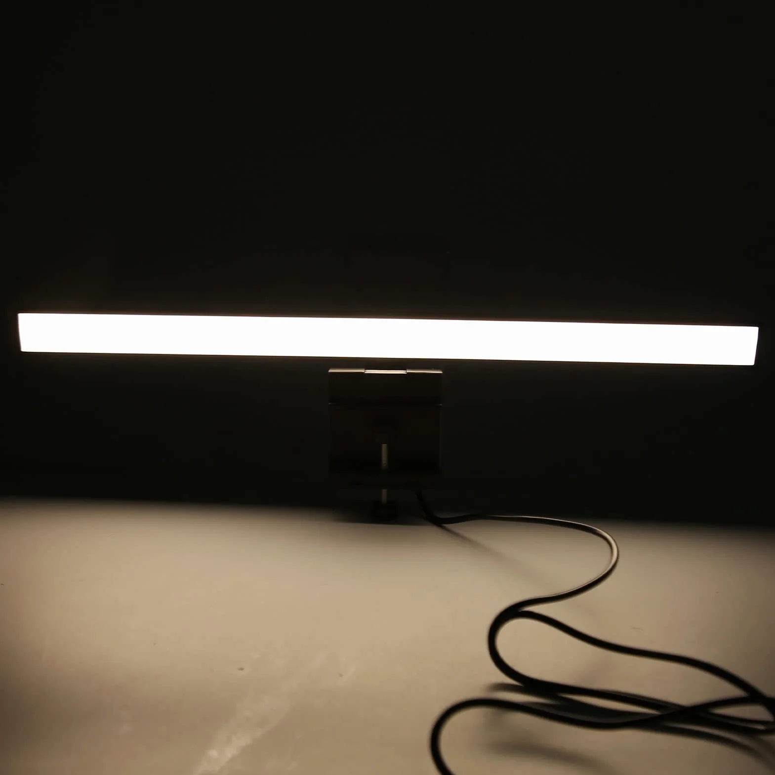 Generic Monitor Portu Typu C Lampka Zadaniowa 3 Tryby Kolorów Sterowanie Dotykowe dla Paska świetlnego Ekranu Komputera Czarny