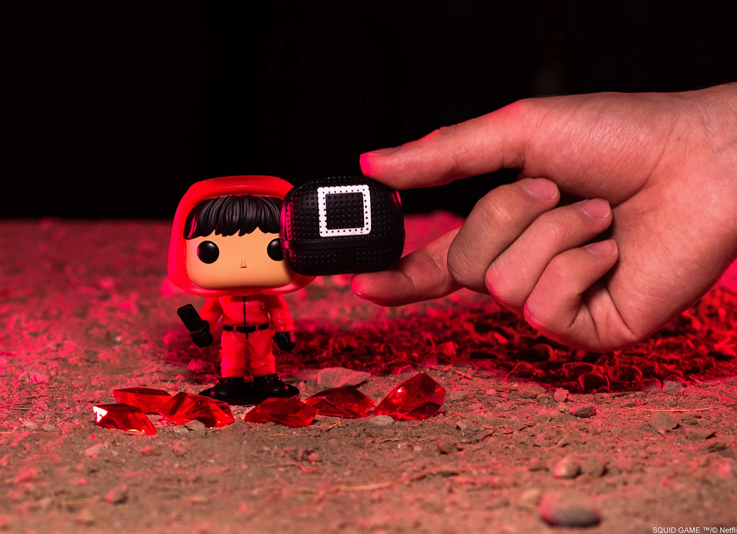 Funko Games Funkoverse: Squid Game 1-pak - lekka strategiczna gra planszowa dla dzieci i dorosłych (wiek 10+) - 2-4 graczy - kolekcjonerska figurka winylowa - pomysł na prezent