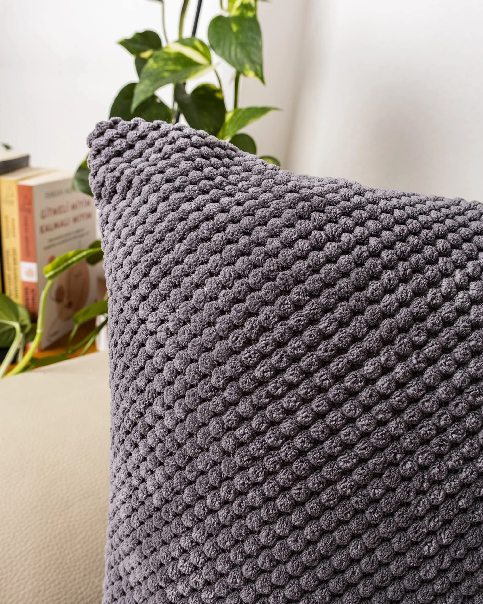 Gräfenstayn zestaw 2 sztruksowych poszewek na poduszkę, 40 x 40 cm, Öko-Tex Standard 100, miękkie dekoracyjne poszewki na poduszki z ukrytym zamkiem błyskawicznym, na sofę i łóżko