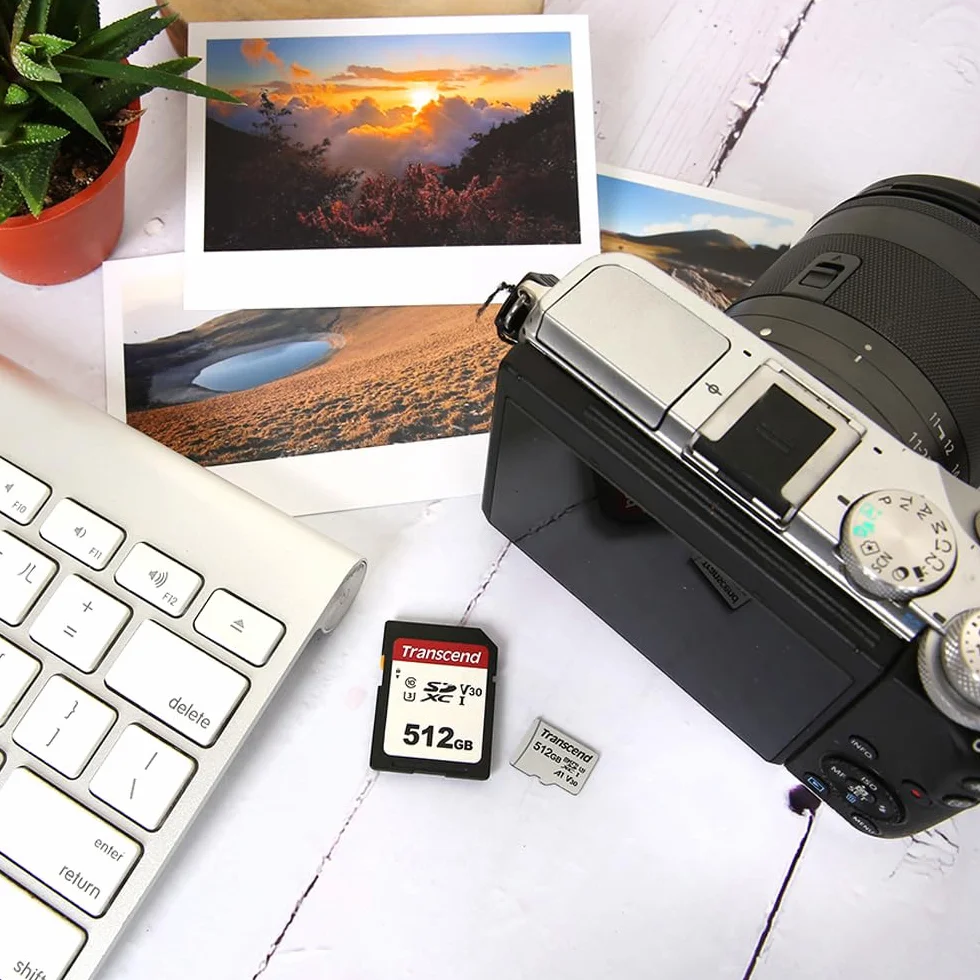 Transcend Highspeed 128 GB SDXC karta pamięci UHS-I U3, Video Speed Class V30 do 4K Ultra HD TS128GSDC300S-E2
